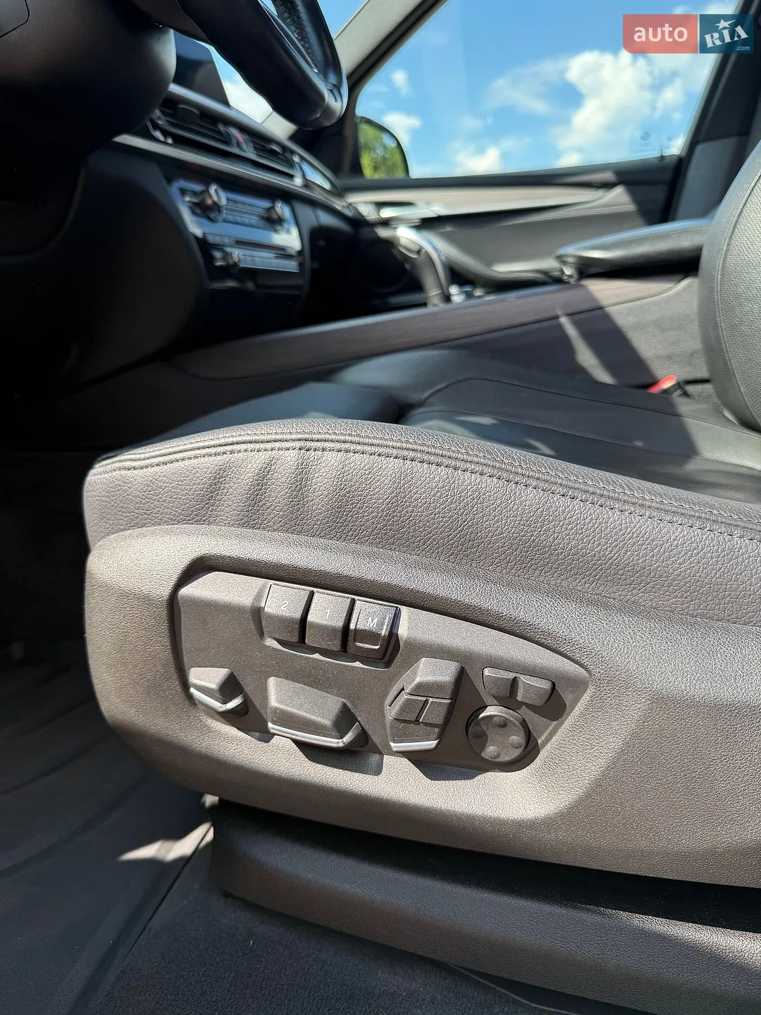 2014 BMW X5 - мініатюра 37