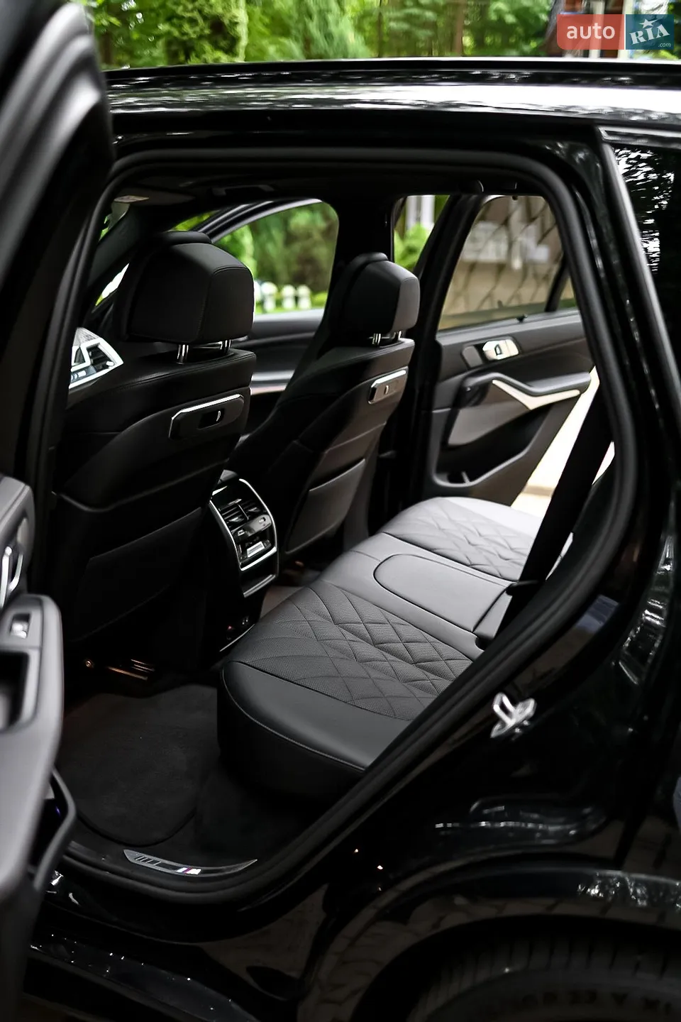 2025 BMW X5 - мініатюра 27