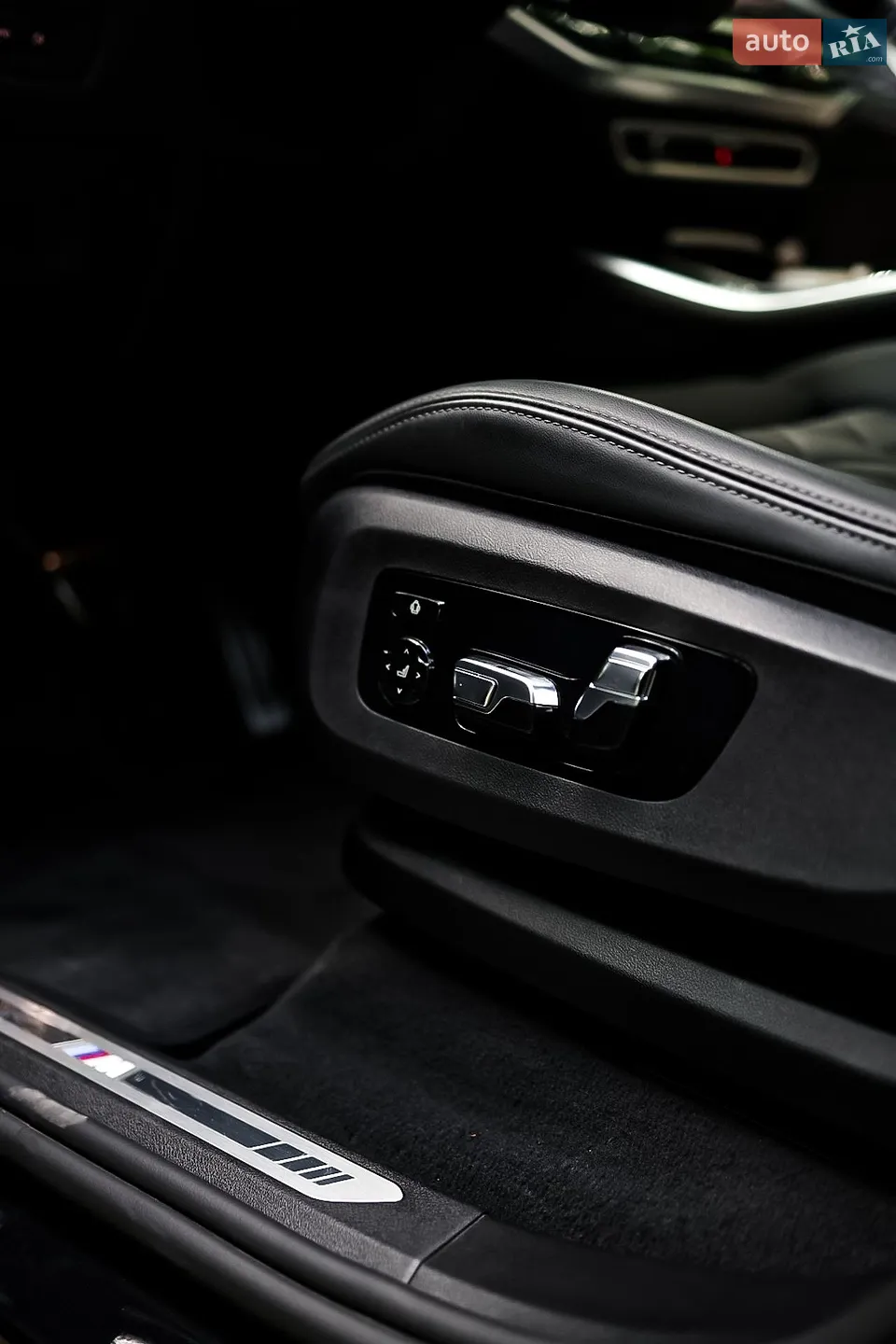 2025 BMW X5 - мініатюра 57