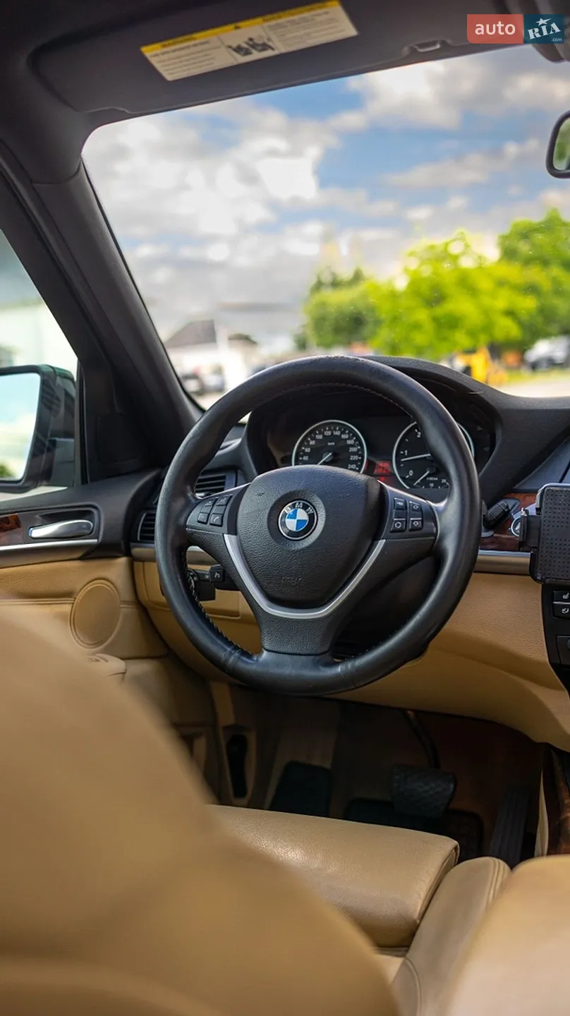 2010 BMW X5 - мініатюра 18