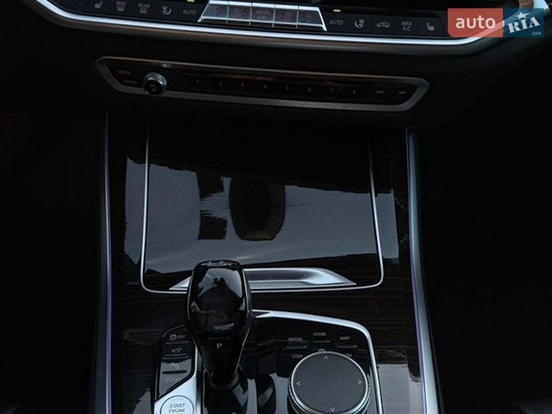 Внедорожник / Кроссовер BMW X5 2018 в Киеве