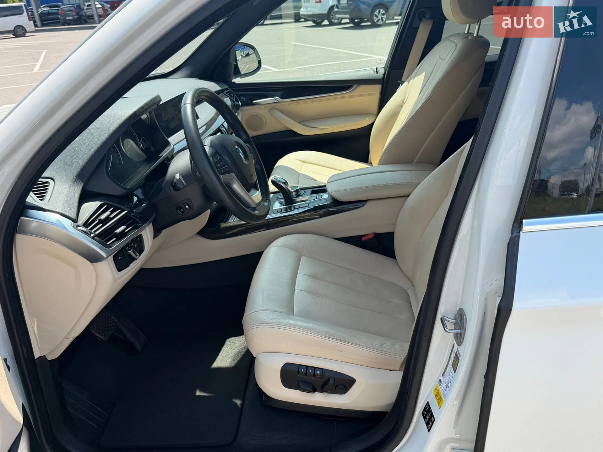 2017 BMW X5 - мініатюра 17