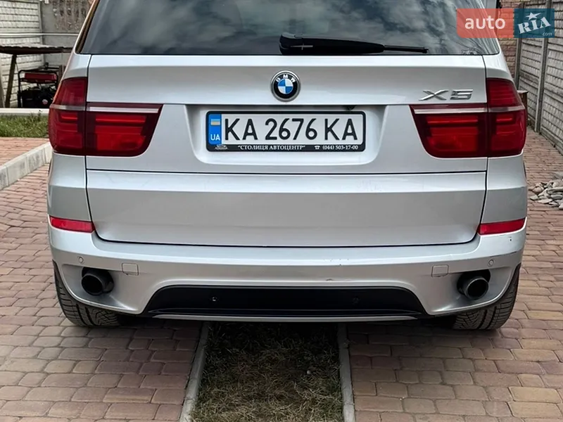 BMW X5 2011