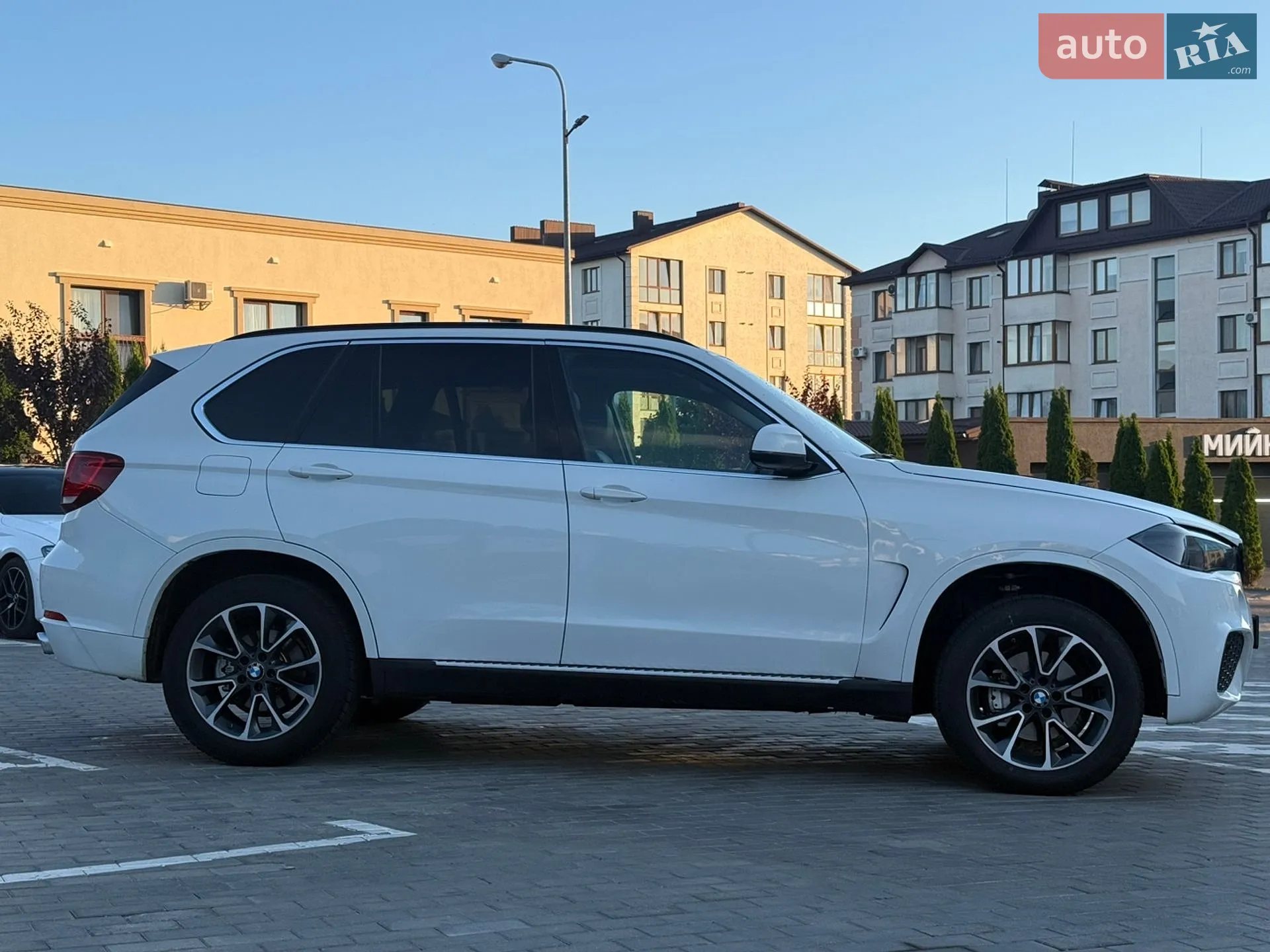 2015 BMW X5 - мініатюра 16