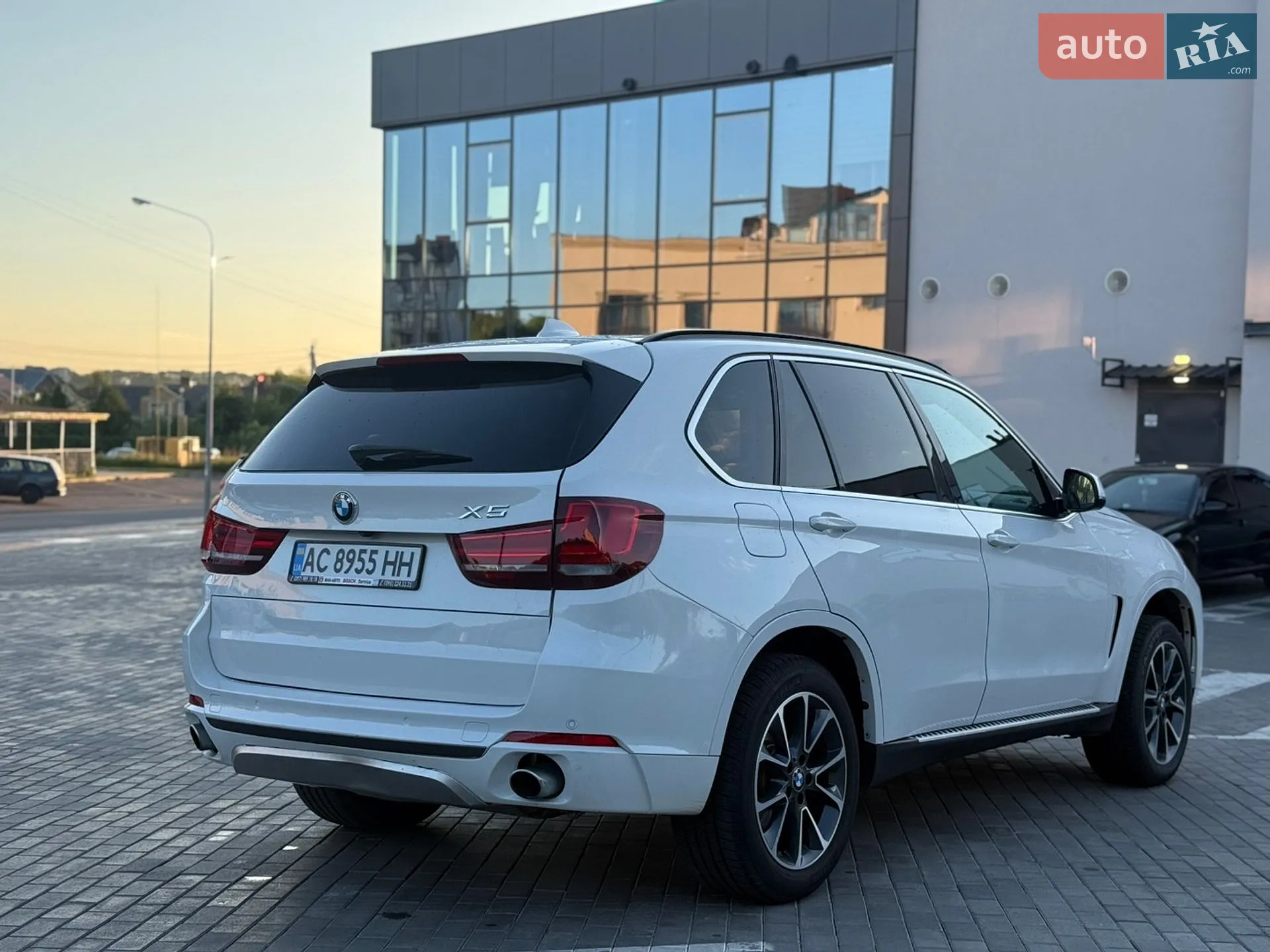 2015 BMW X5 - мініатюра 18