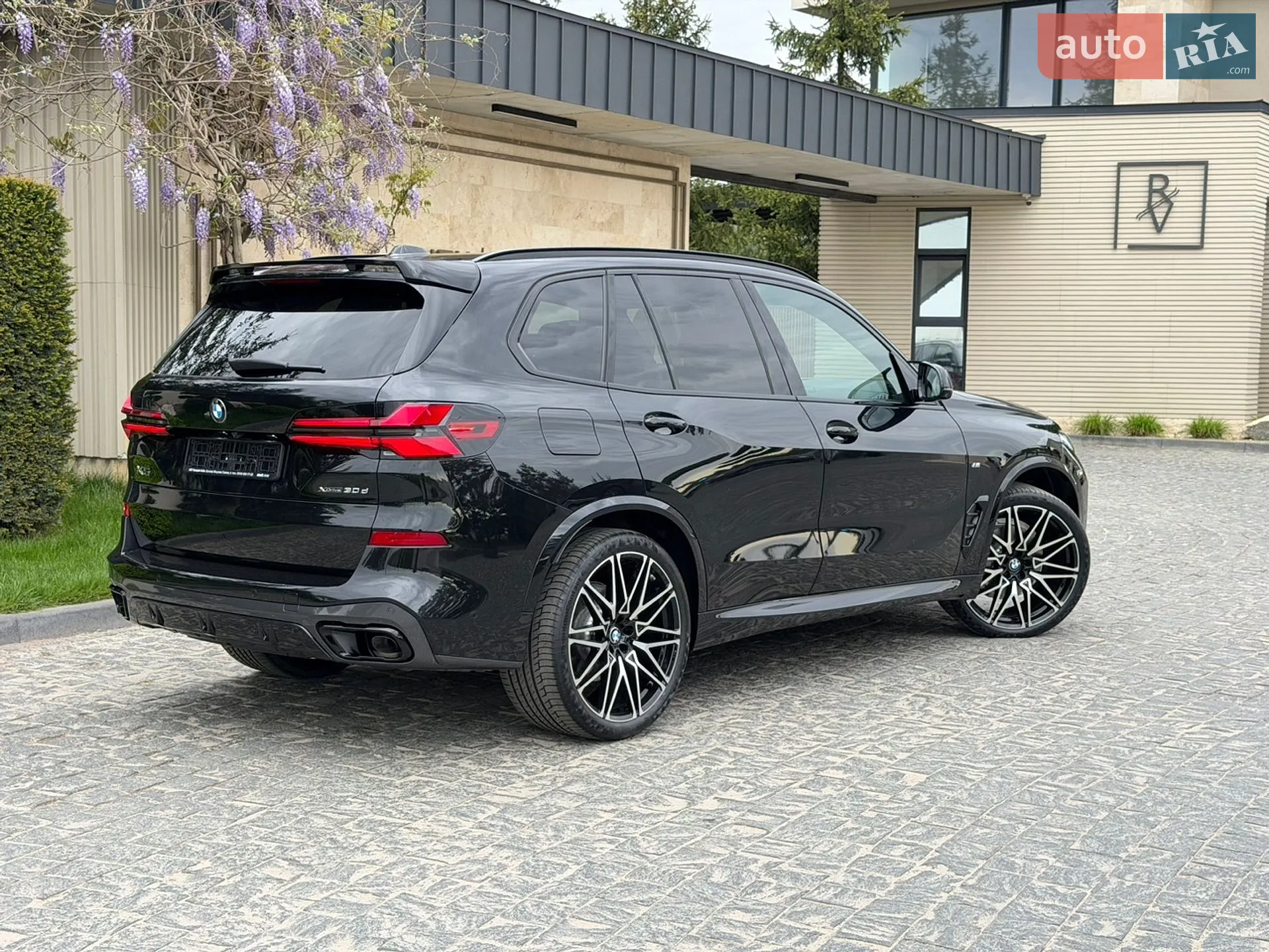 2025 BMW X5 - мініатюра 11
