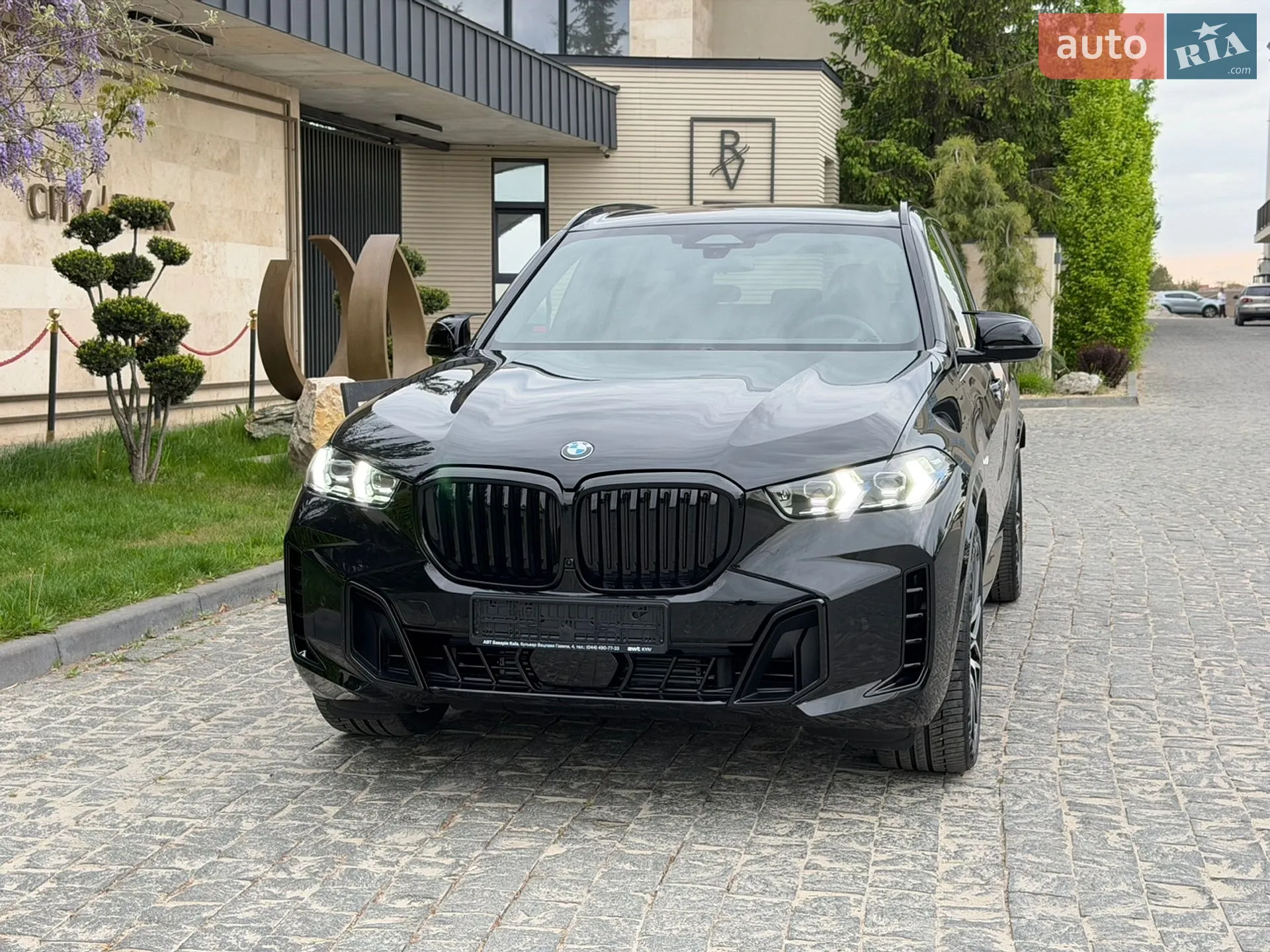 2025 BMW X5 - мініатюра 17