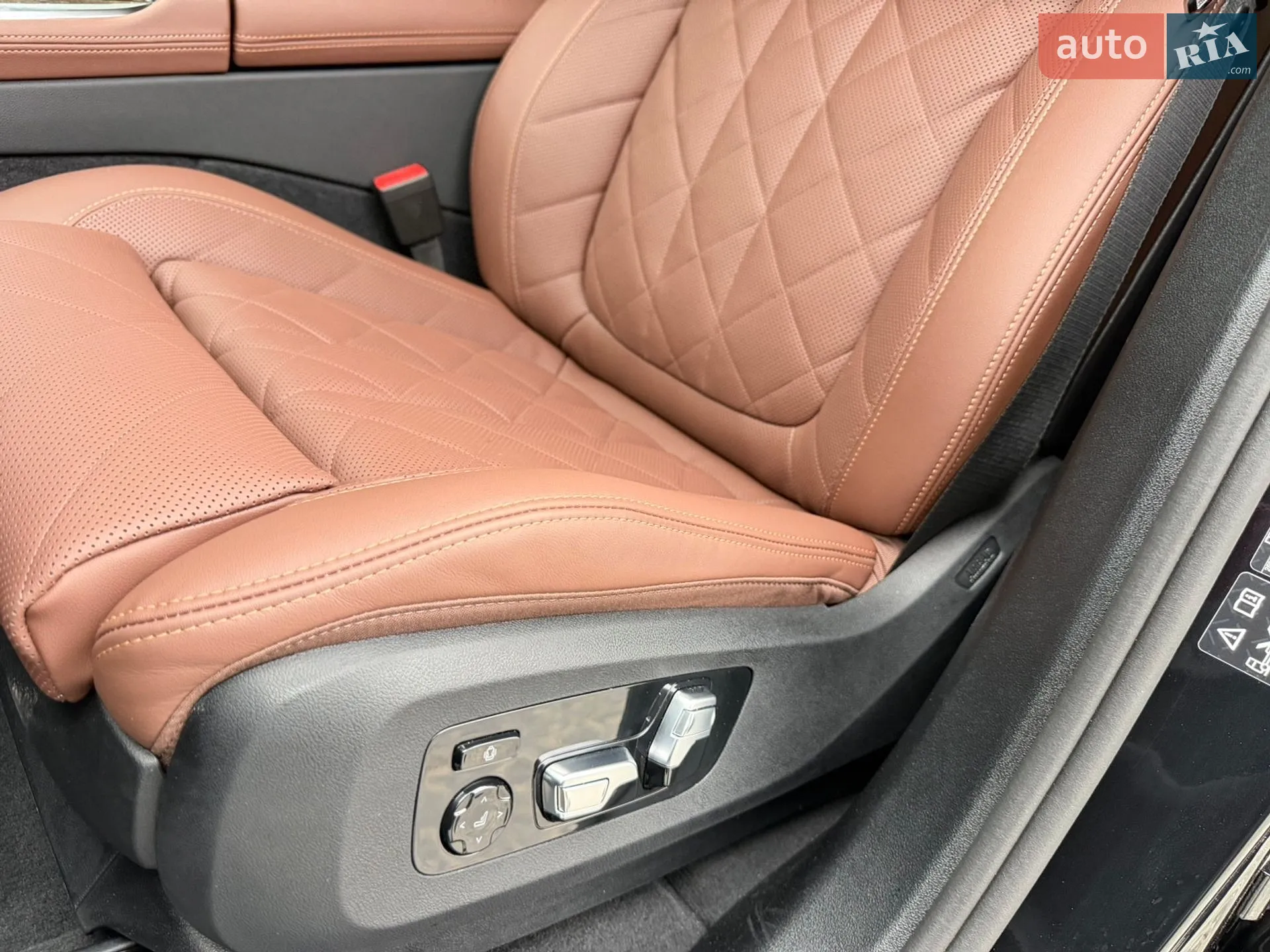 2025 BMW X5 - мініатюра 35