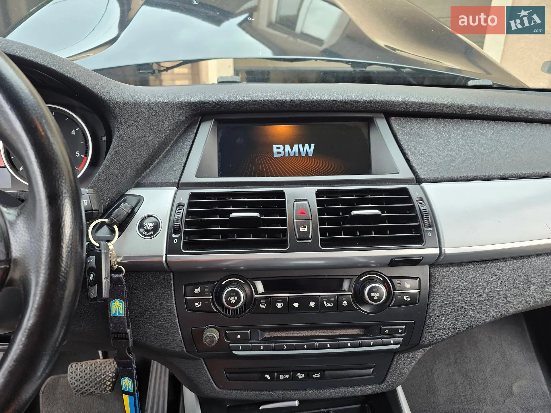 2010 BMW X5 - мініатюра 6