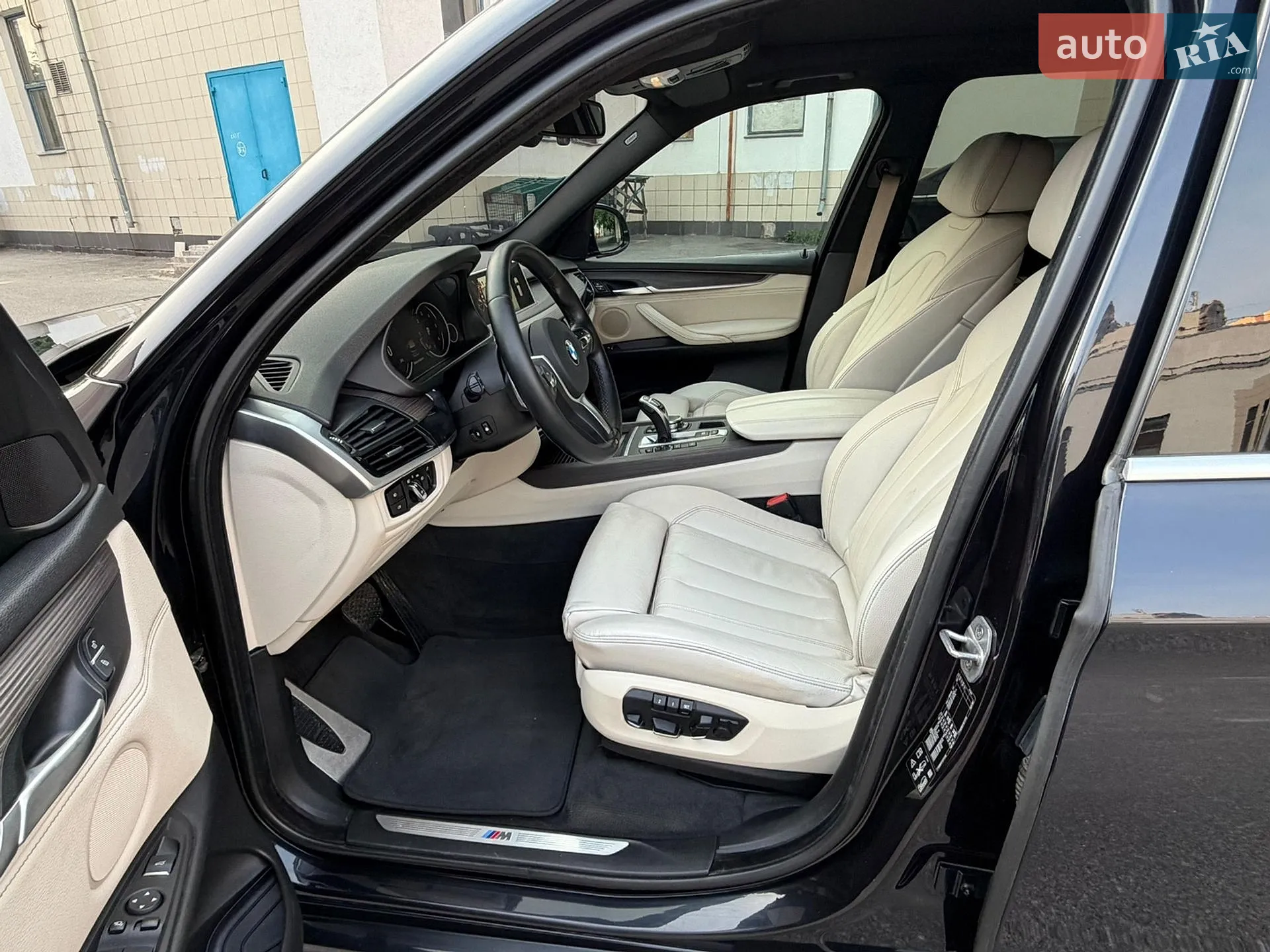2016 BMW X5 - мініатюра 18