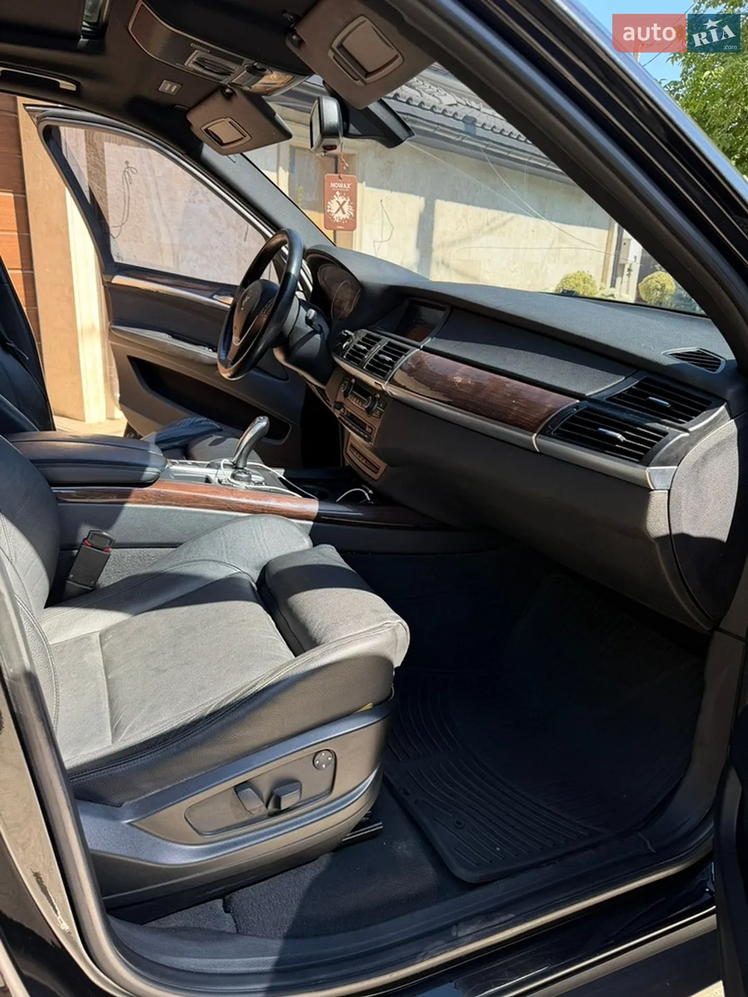 2010 BMW X5 - мініатюра 15