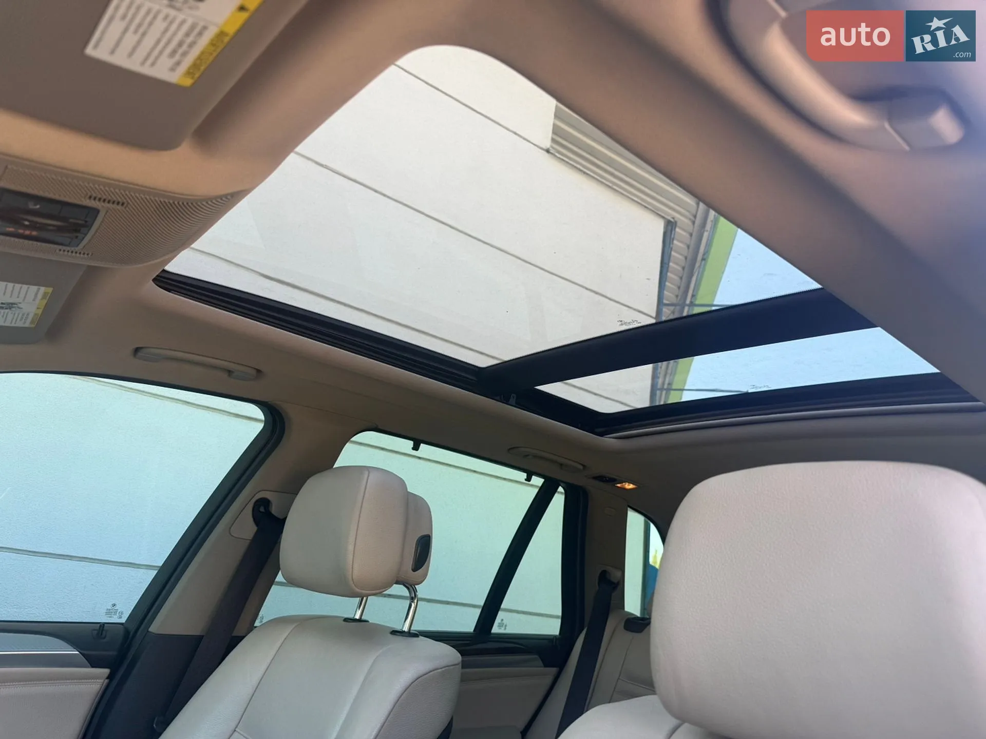 2010 BMW X5 - мініатюра 9