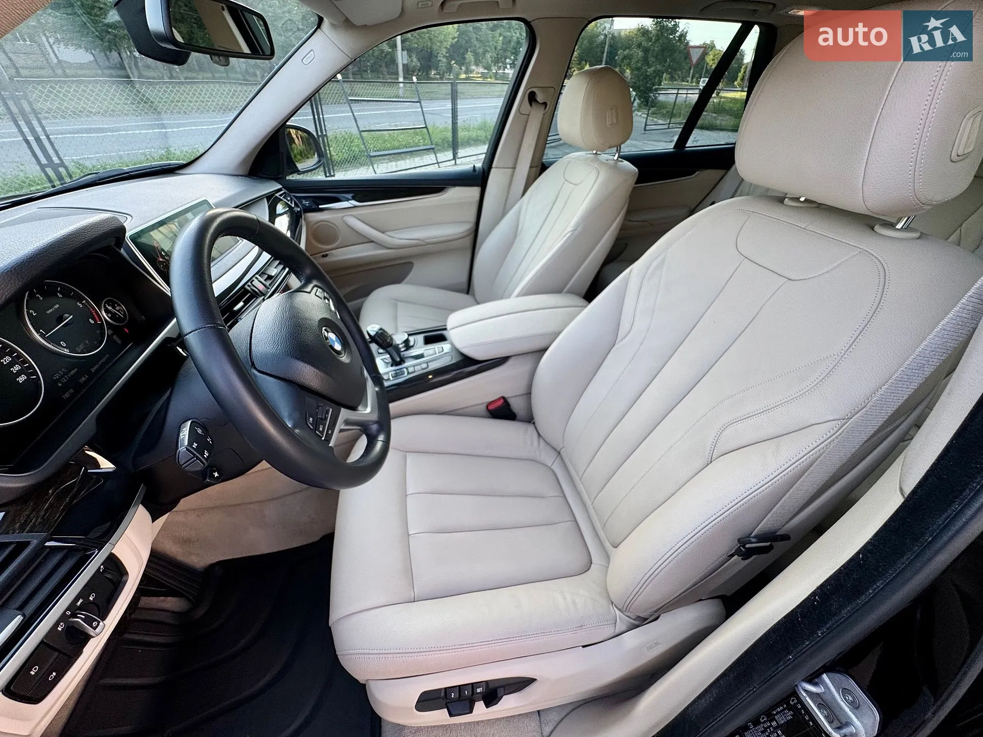 2015 BMW X5 - мініатюра 14