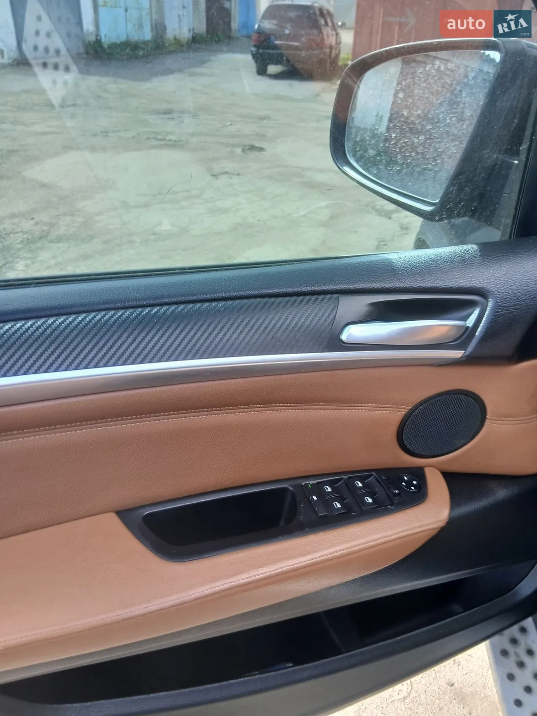 2010 BMW X5 - мініатюра 20