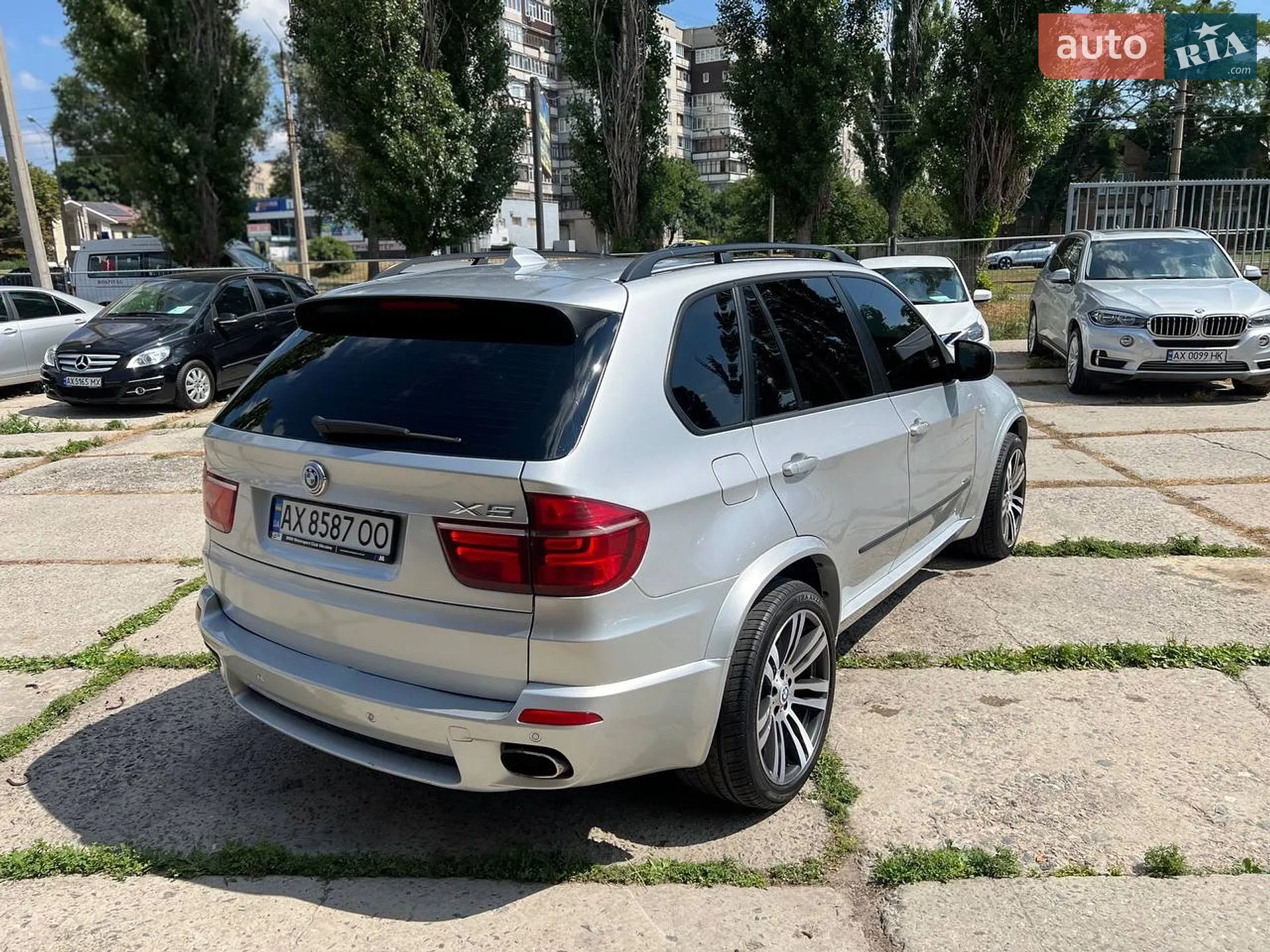 2010 BMW X5 - мініатюра 8