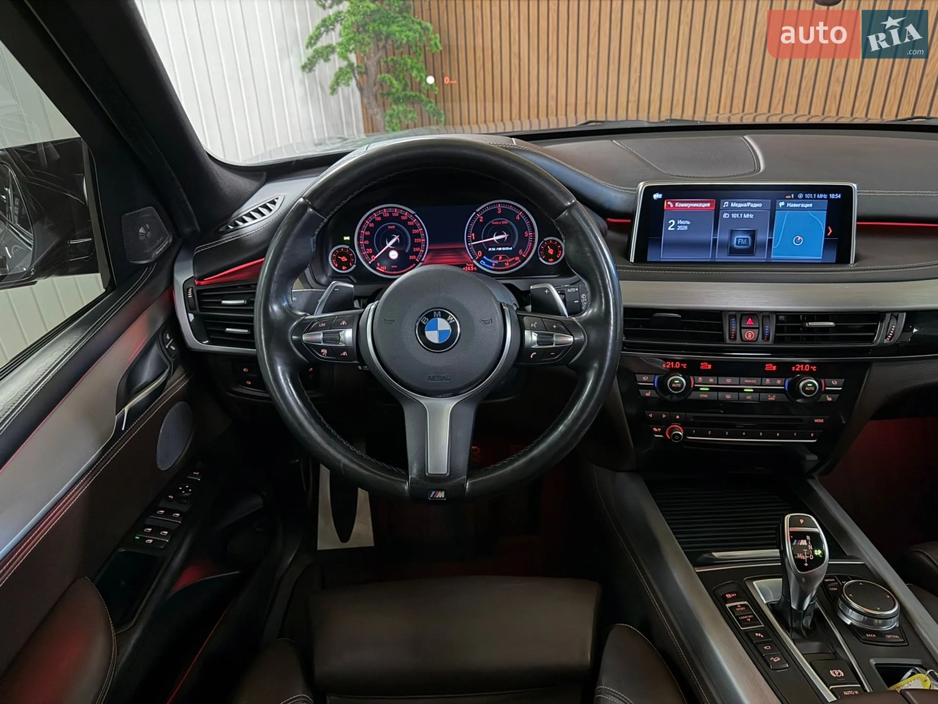2017 BMW X5 - мініатюра 24