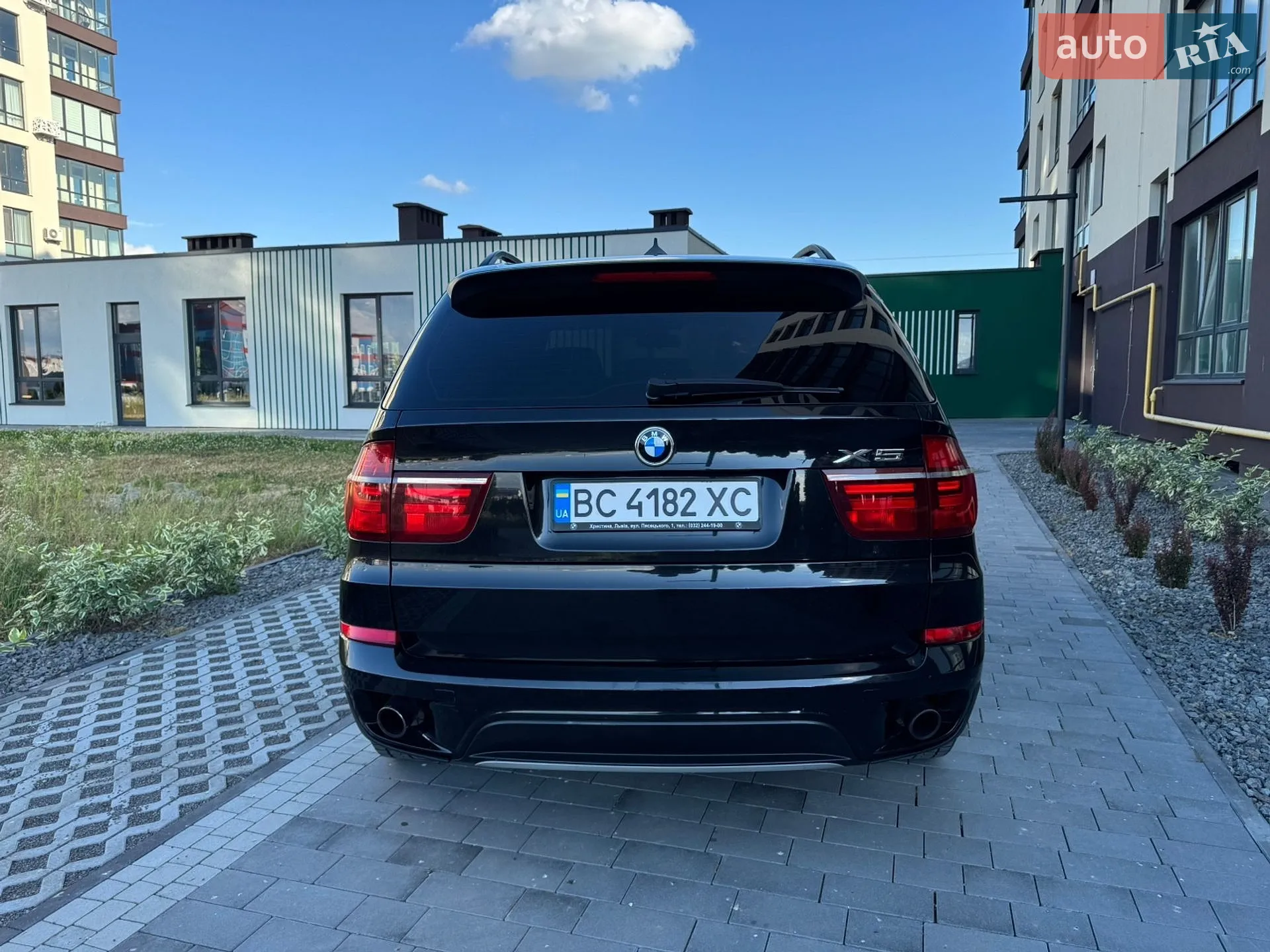 2010 BMW X5 - мініатюра 15