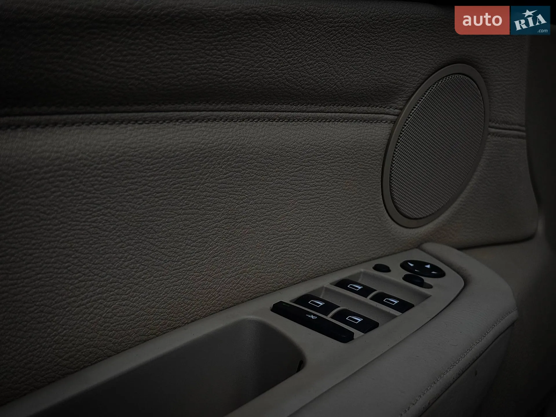 2012 BMW X5 - мініатюра 18