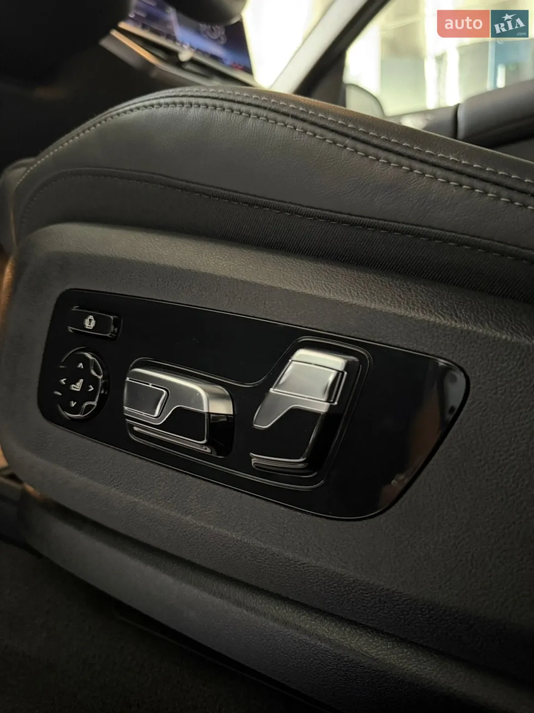 2026 BMW X5 - мініатюра 17