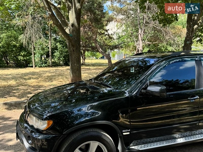Внедорожник / Кроссовер BMW X5 2004 в Одессе