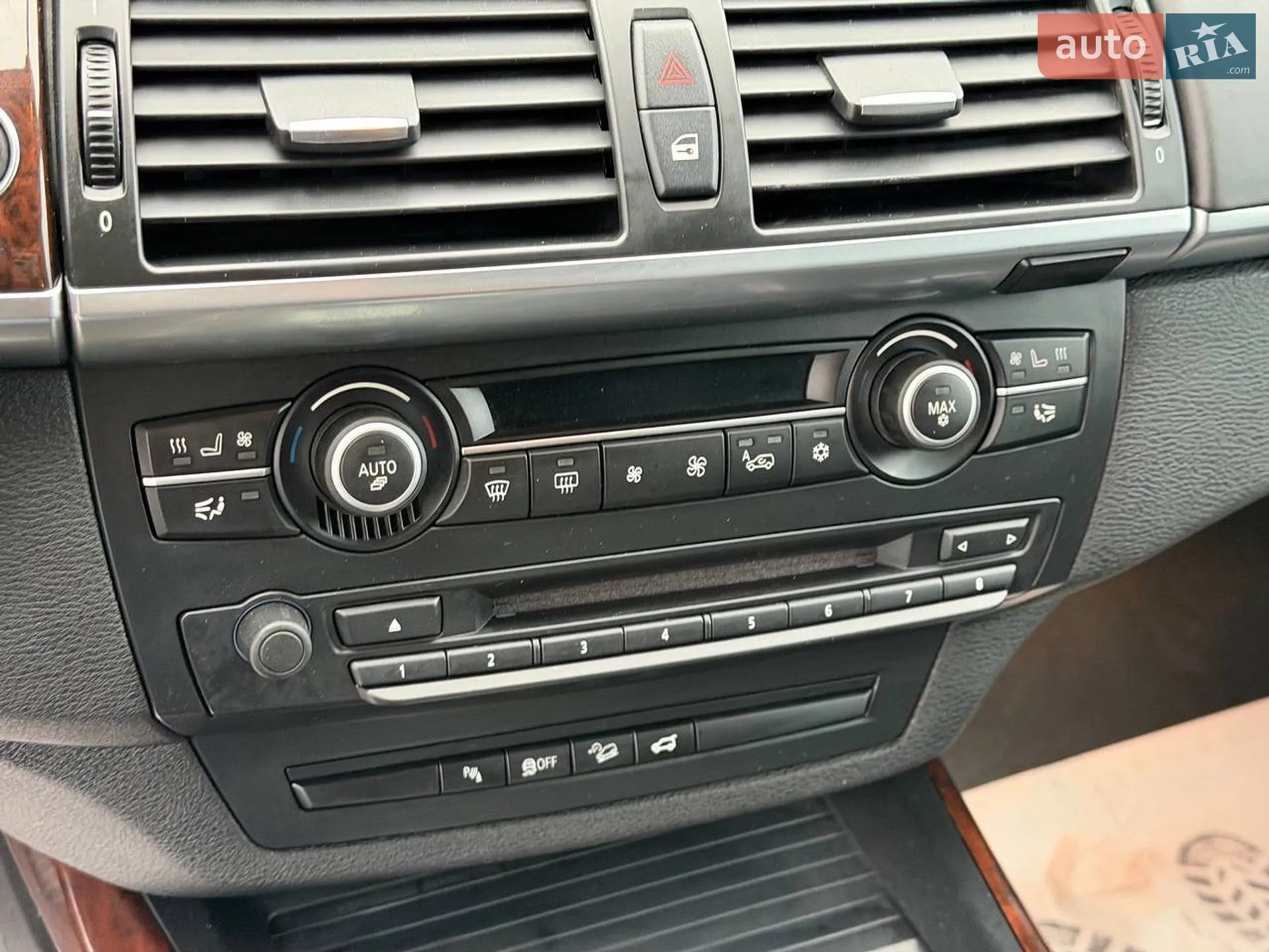 2010 BMW X5 - мініатюра 36