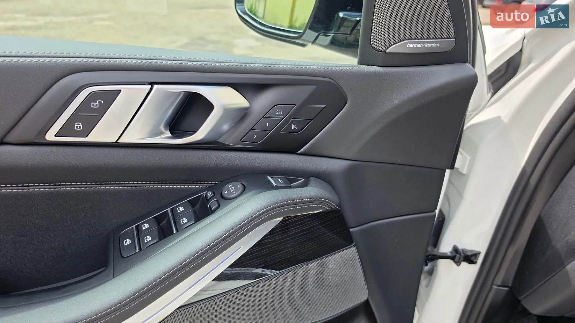 2025 BMW X5 - мініатюра 18