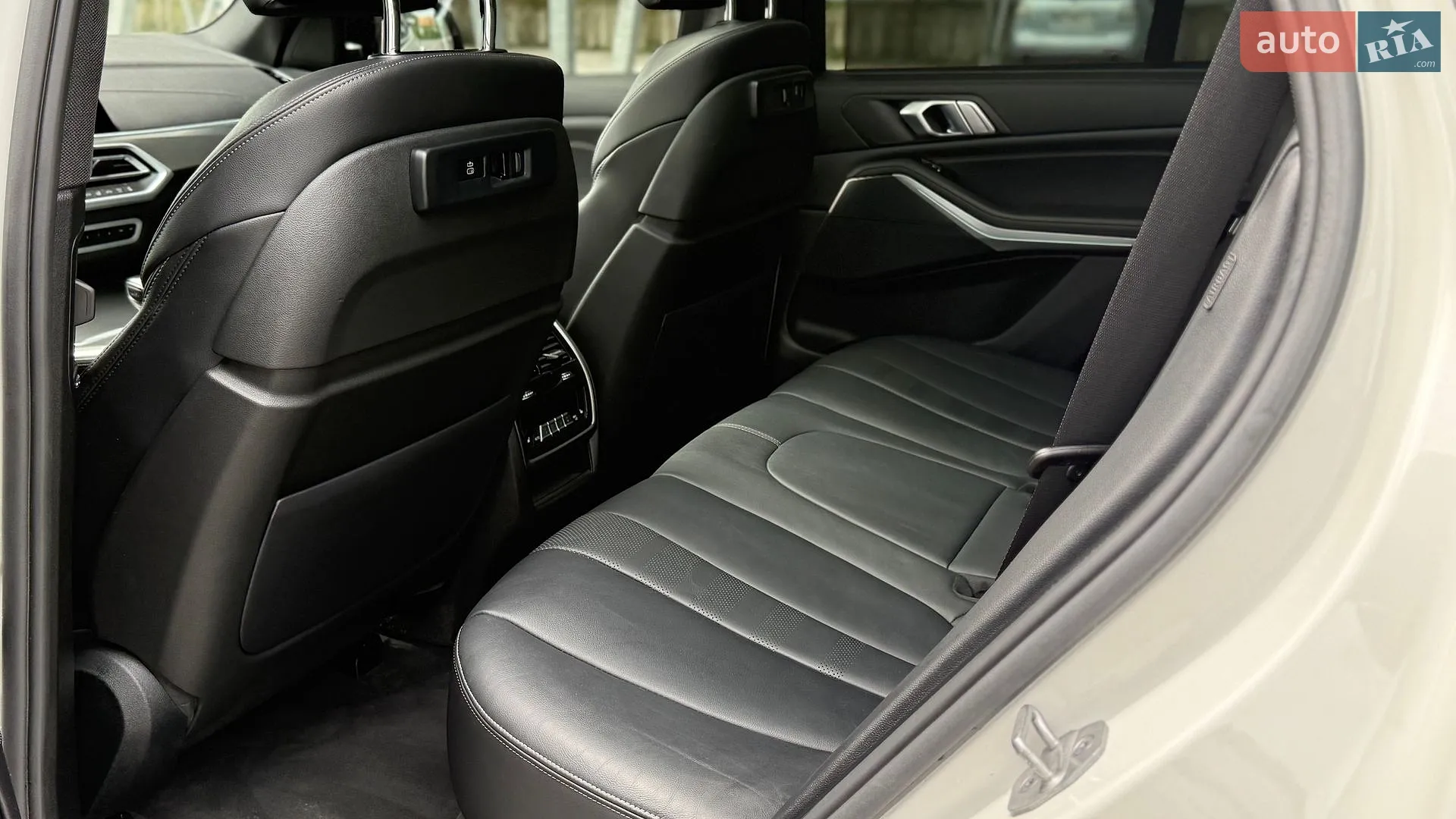 2021 BMW X5 - мініатюра 57