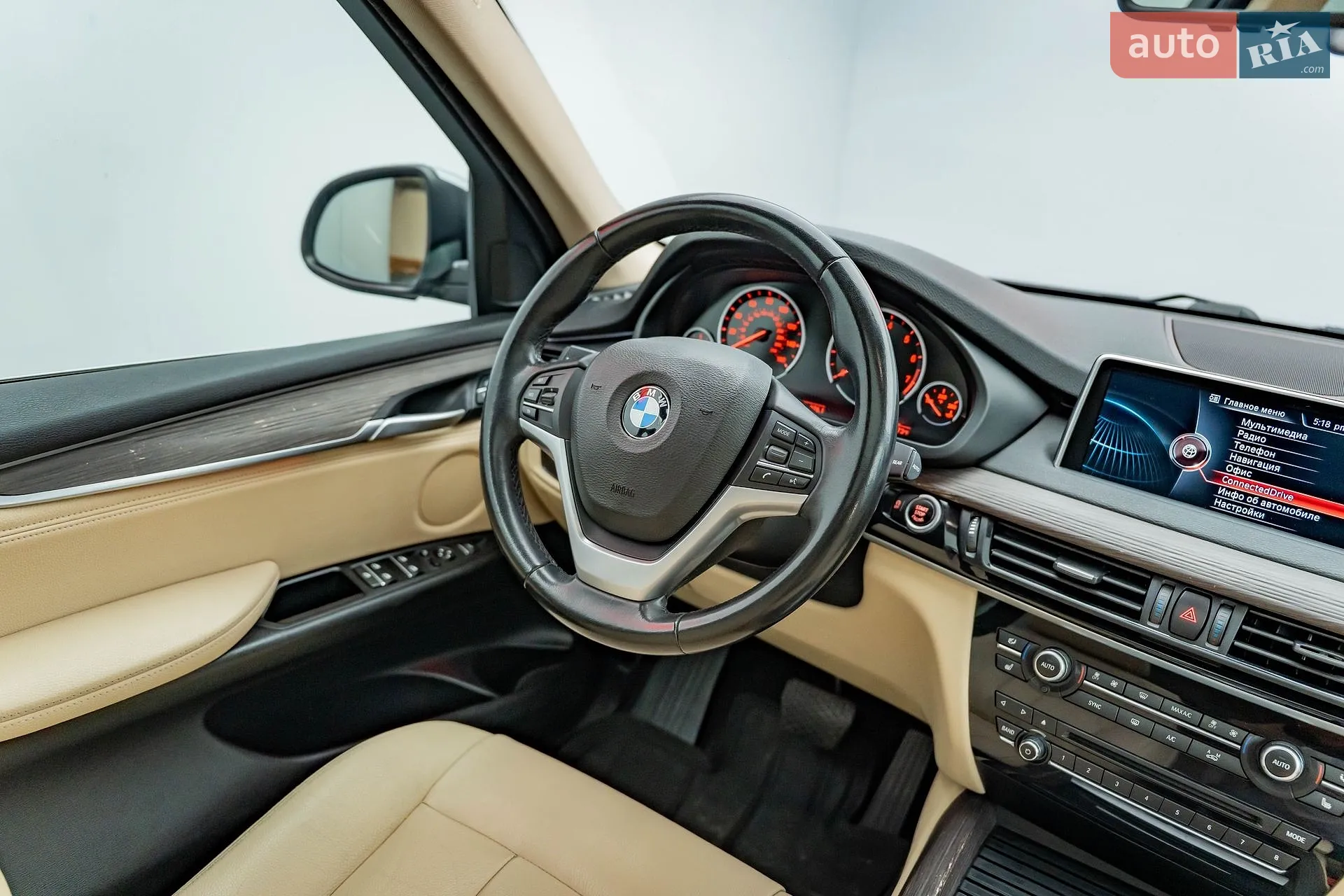 2016 BMW X5 - мініатюра 15