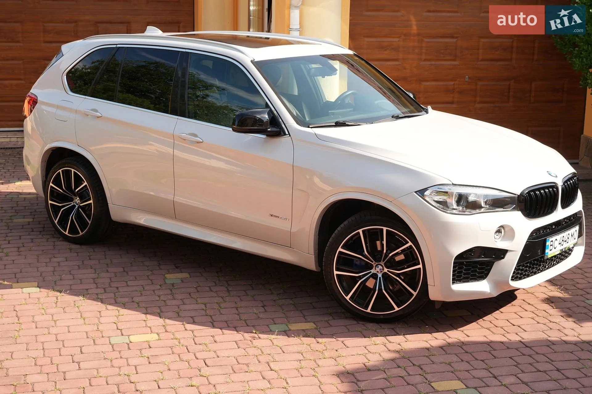 2017 BMW X5 - мініатюра 2