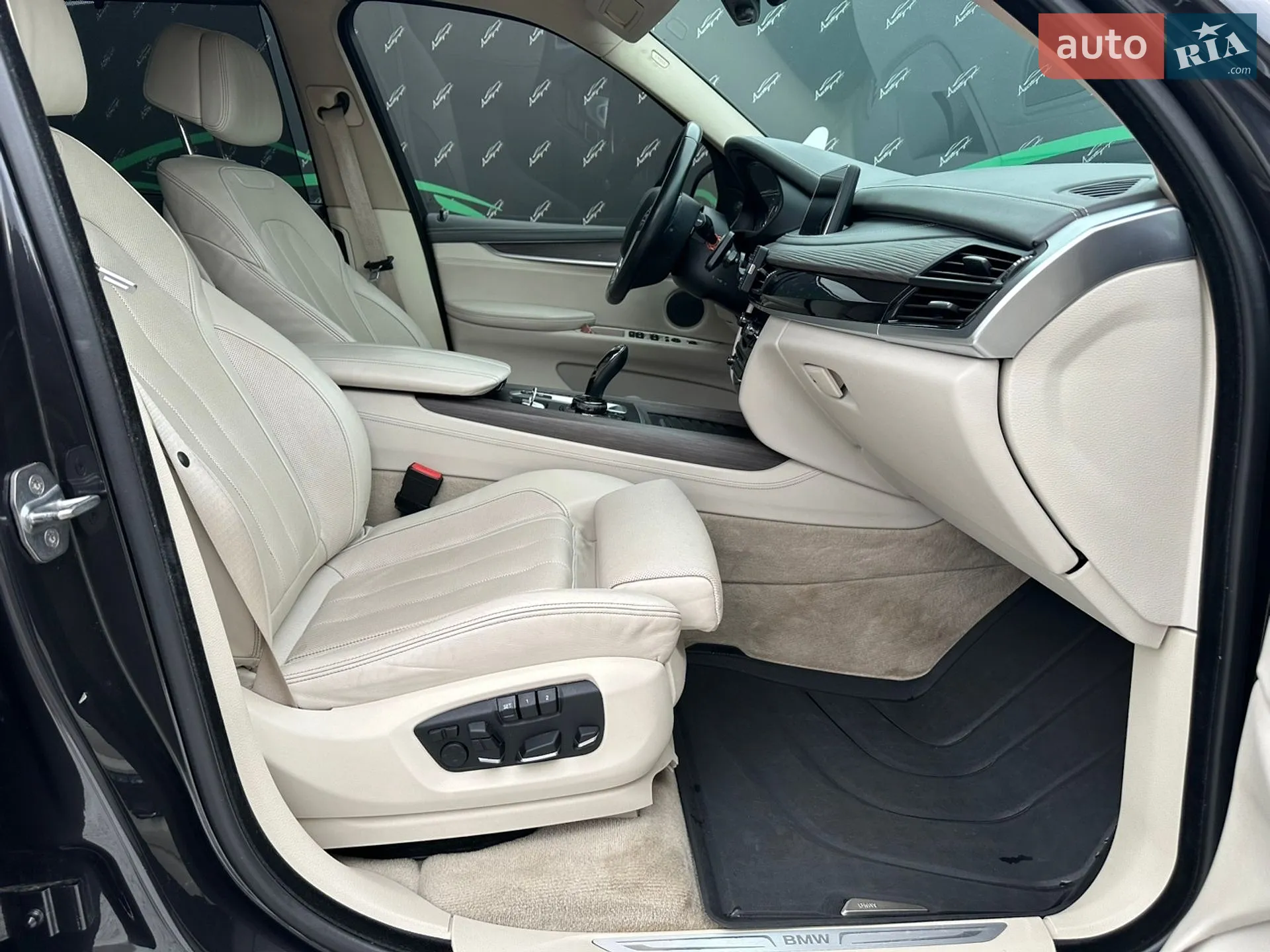 2015 BMW X5 - мініатюра 23