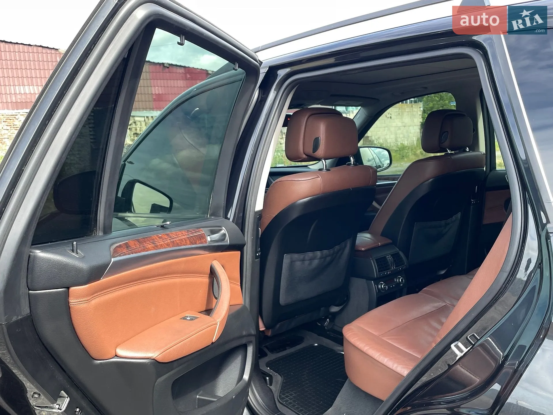 2010 BMW X5 - мініатюра 92