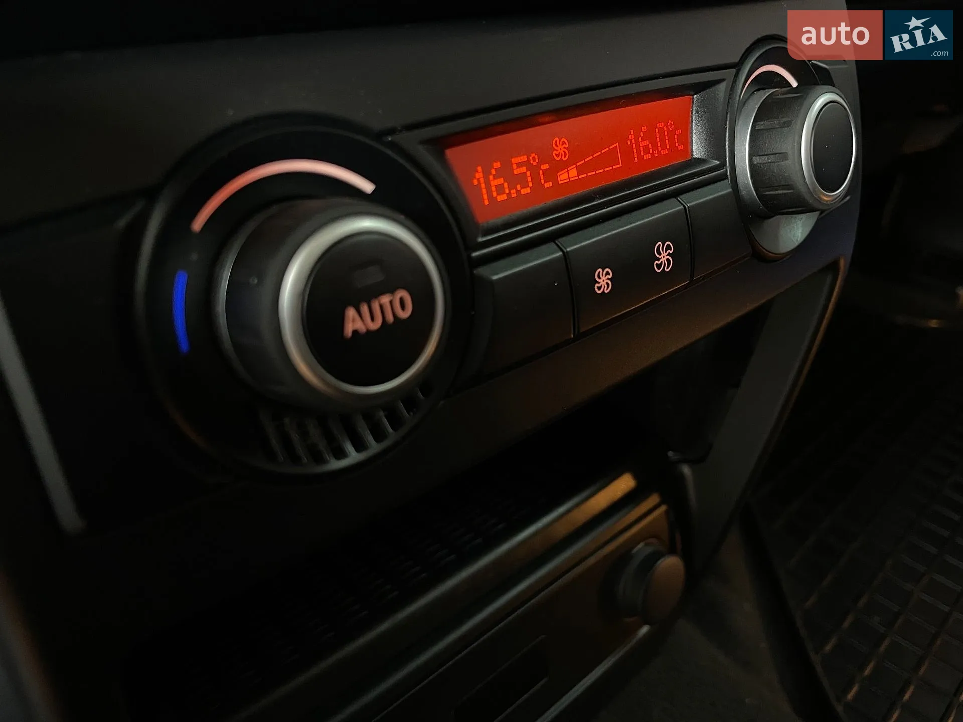 2010 BMW X5 - мініатюра 106