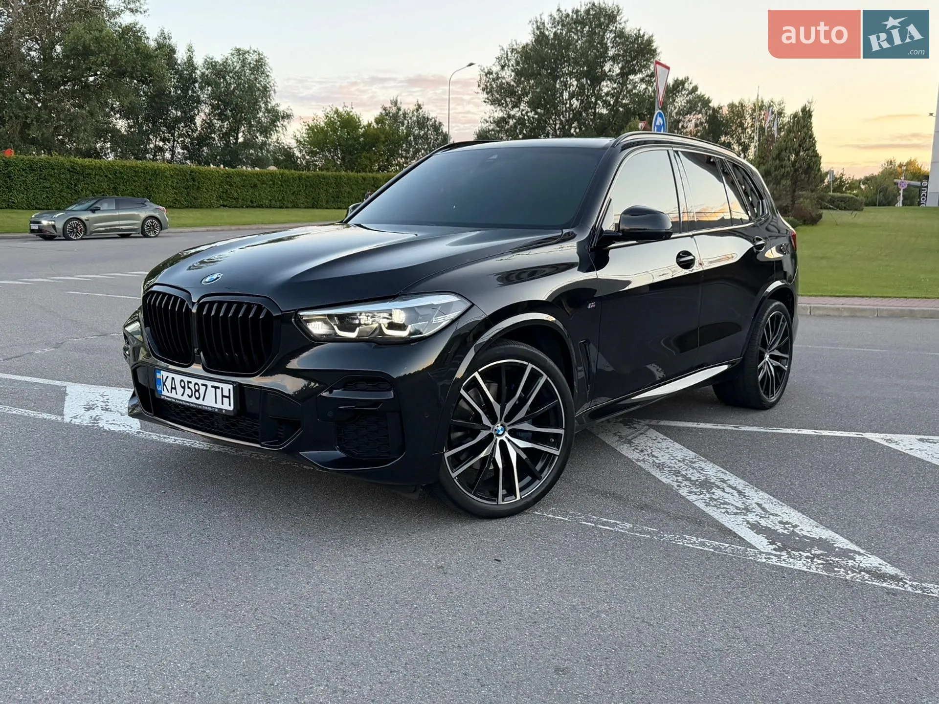2022 BMW X5 - фото 1
