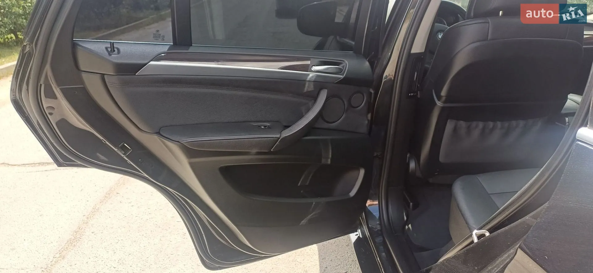 2010 BMW X5 - мініатюра 18