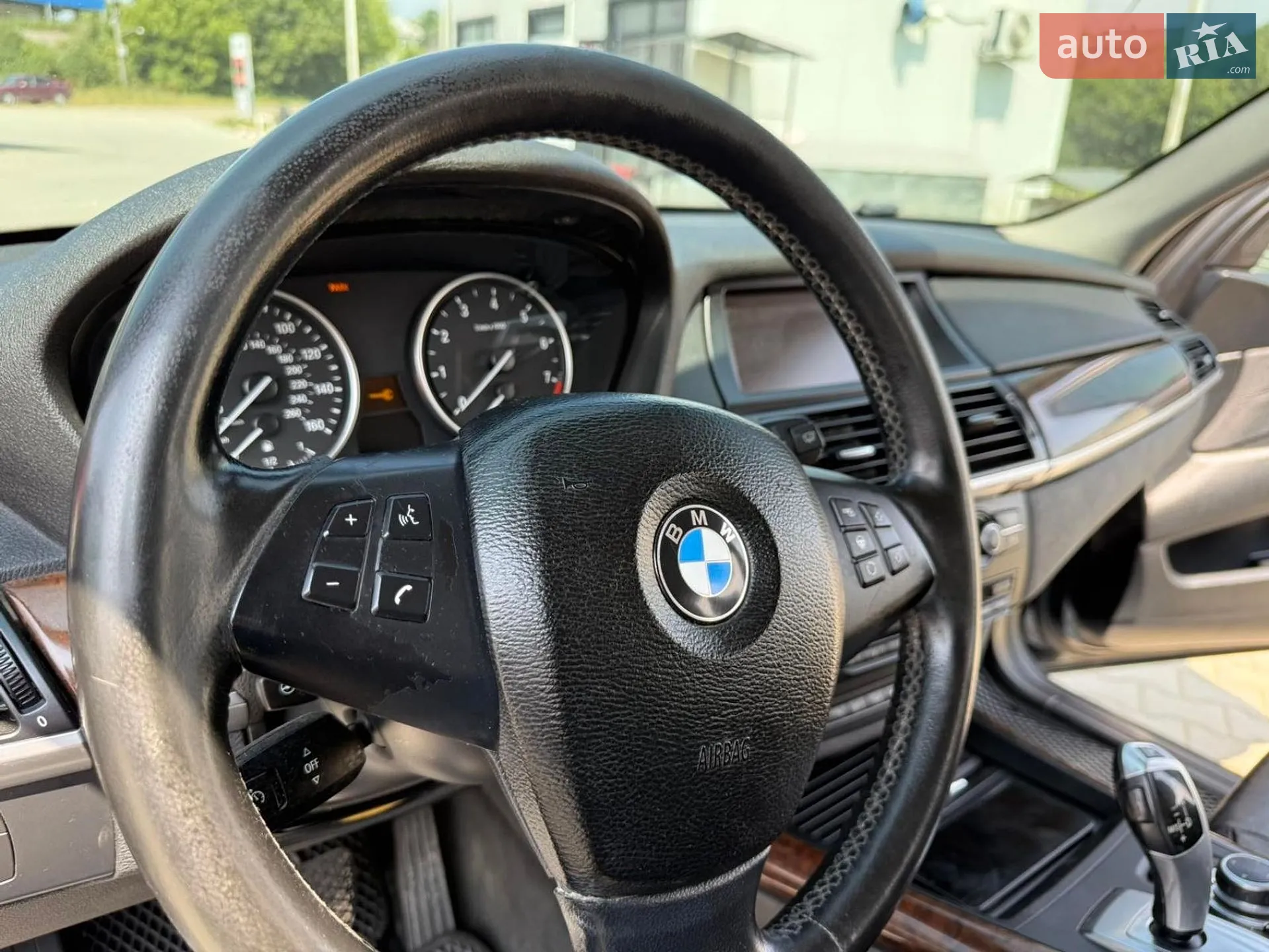 2010 BMW X5 - мініатюра 14