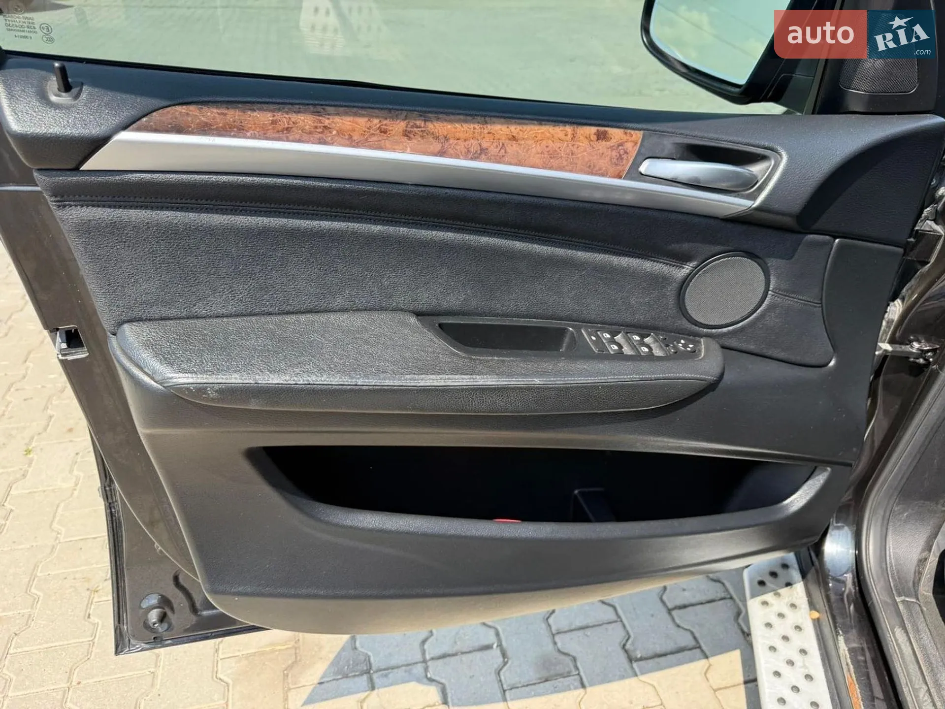 2010 BMW X5 - мініатюра 16