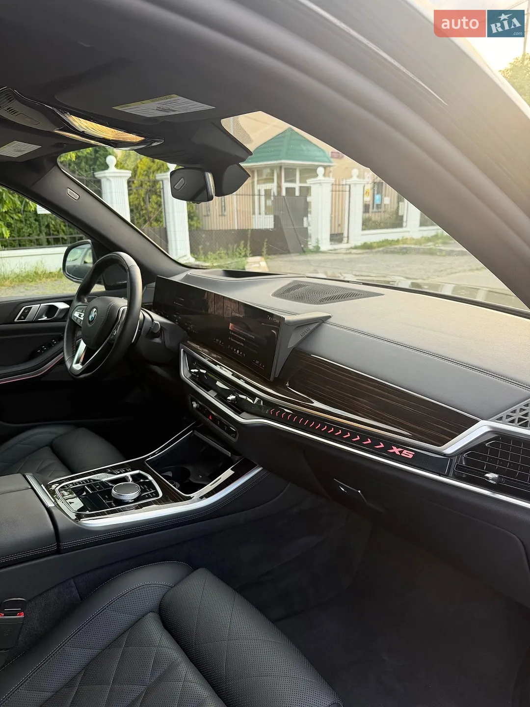2025 BMW X5 - мініатюра 15
