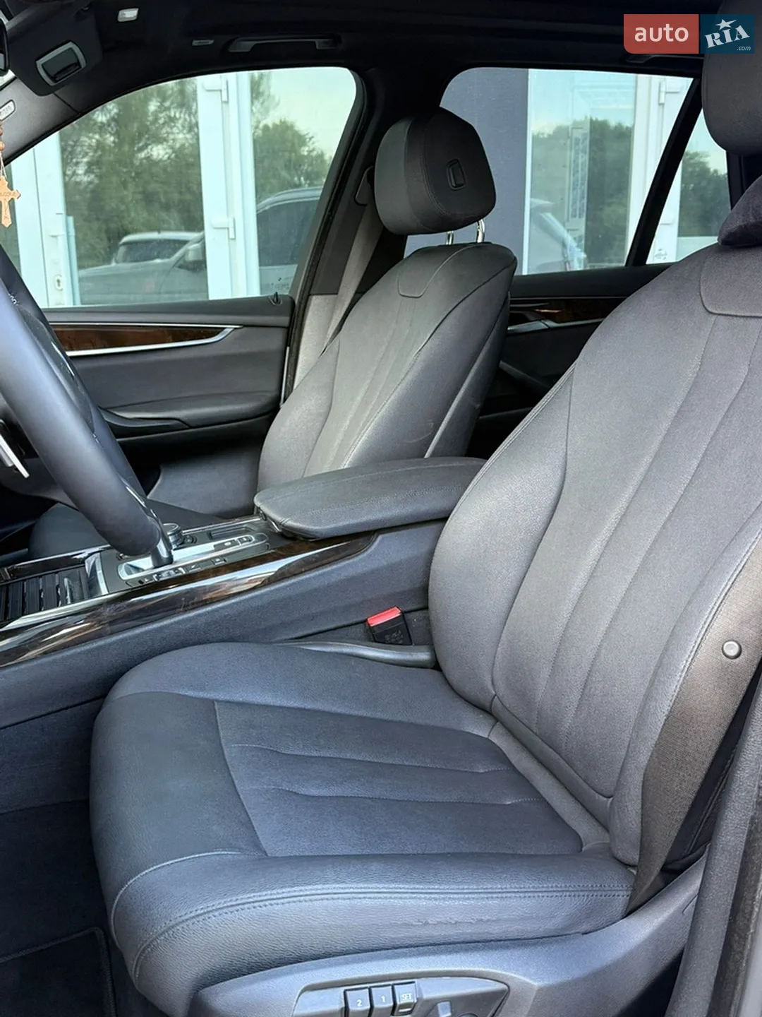 2017 BMW X5 - мініатюра 24