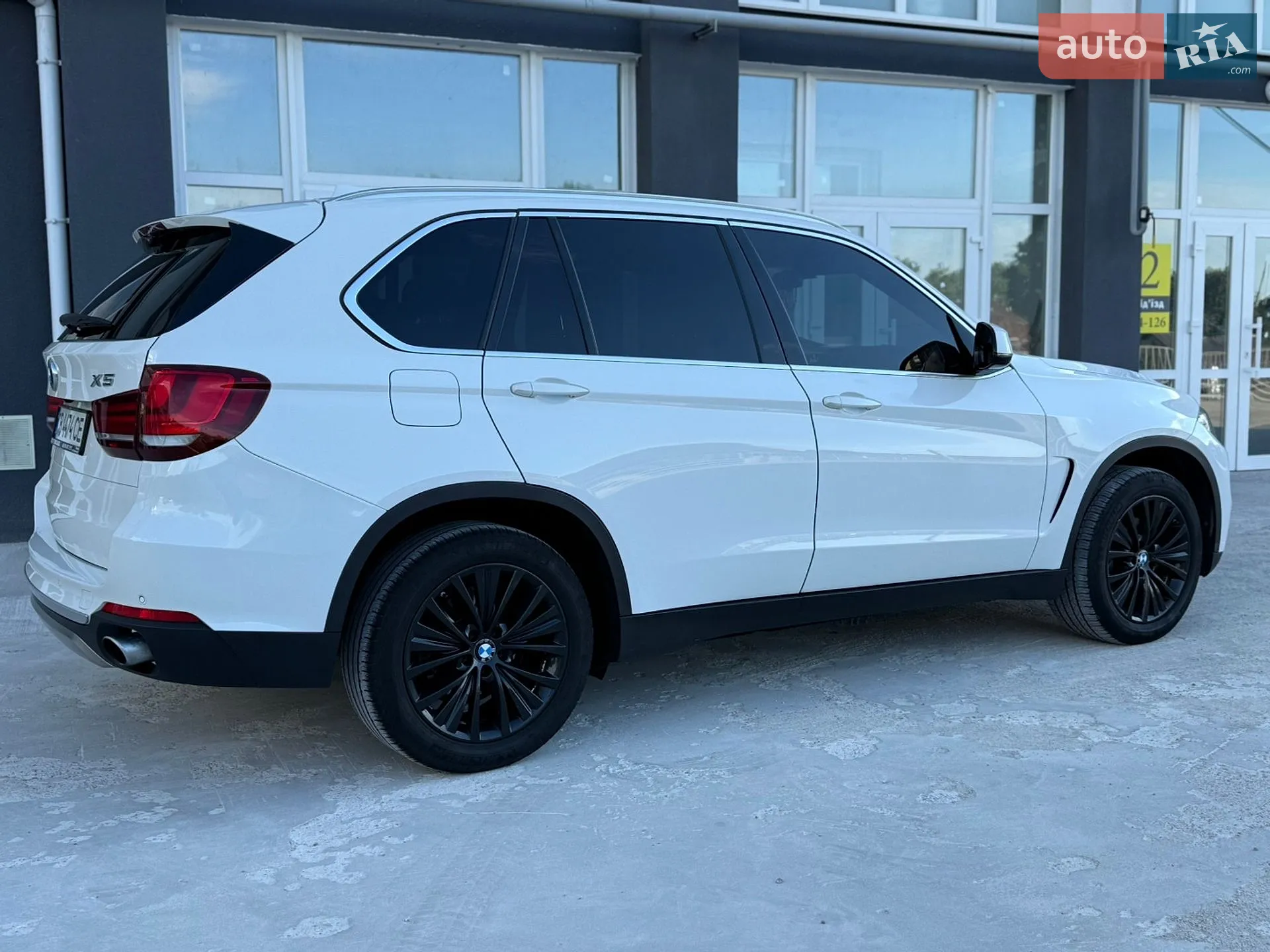 2017 BMW X5 - мініатюра 10