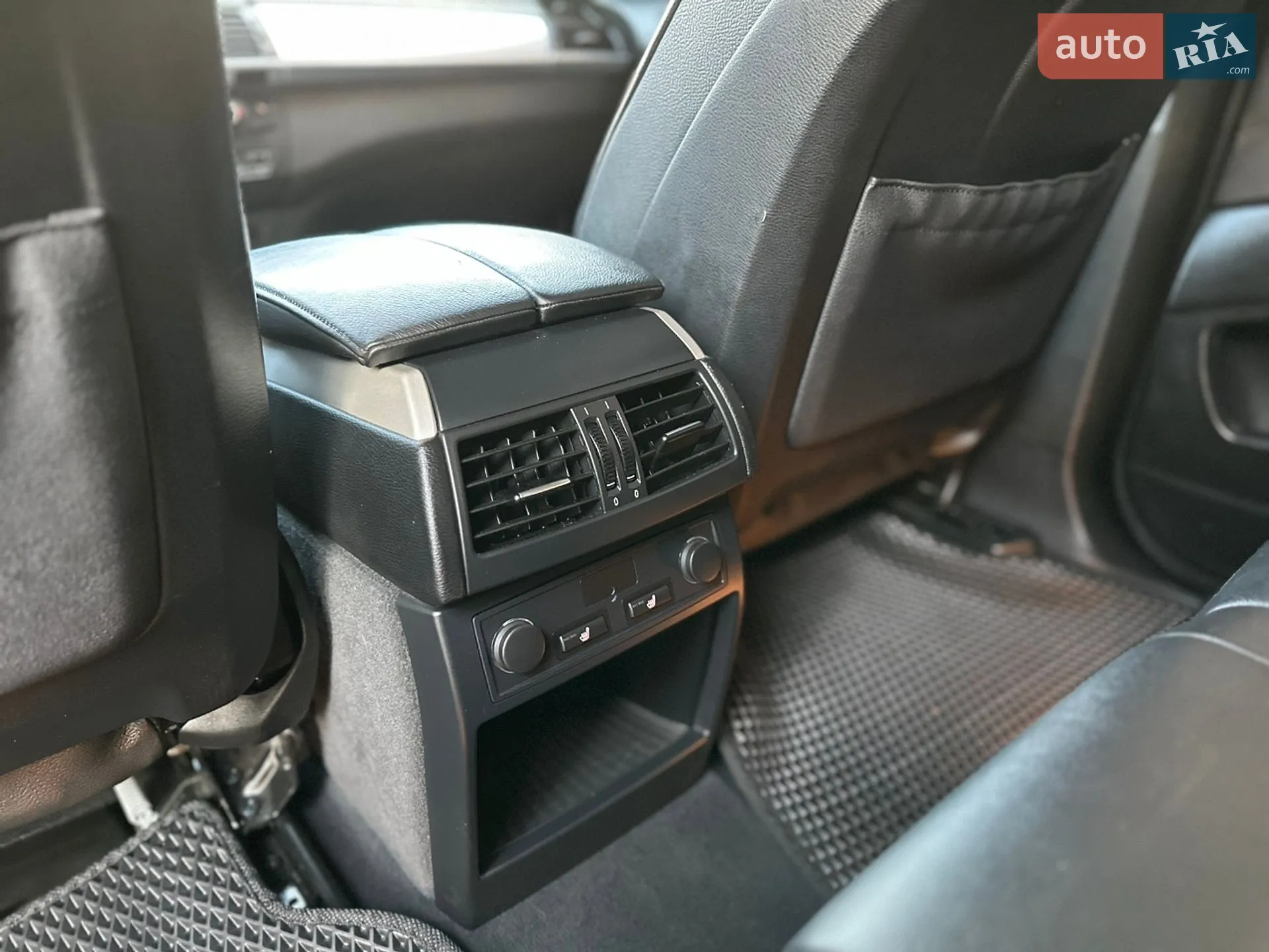 2011 BMW X5 - мініатюра 24