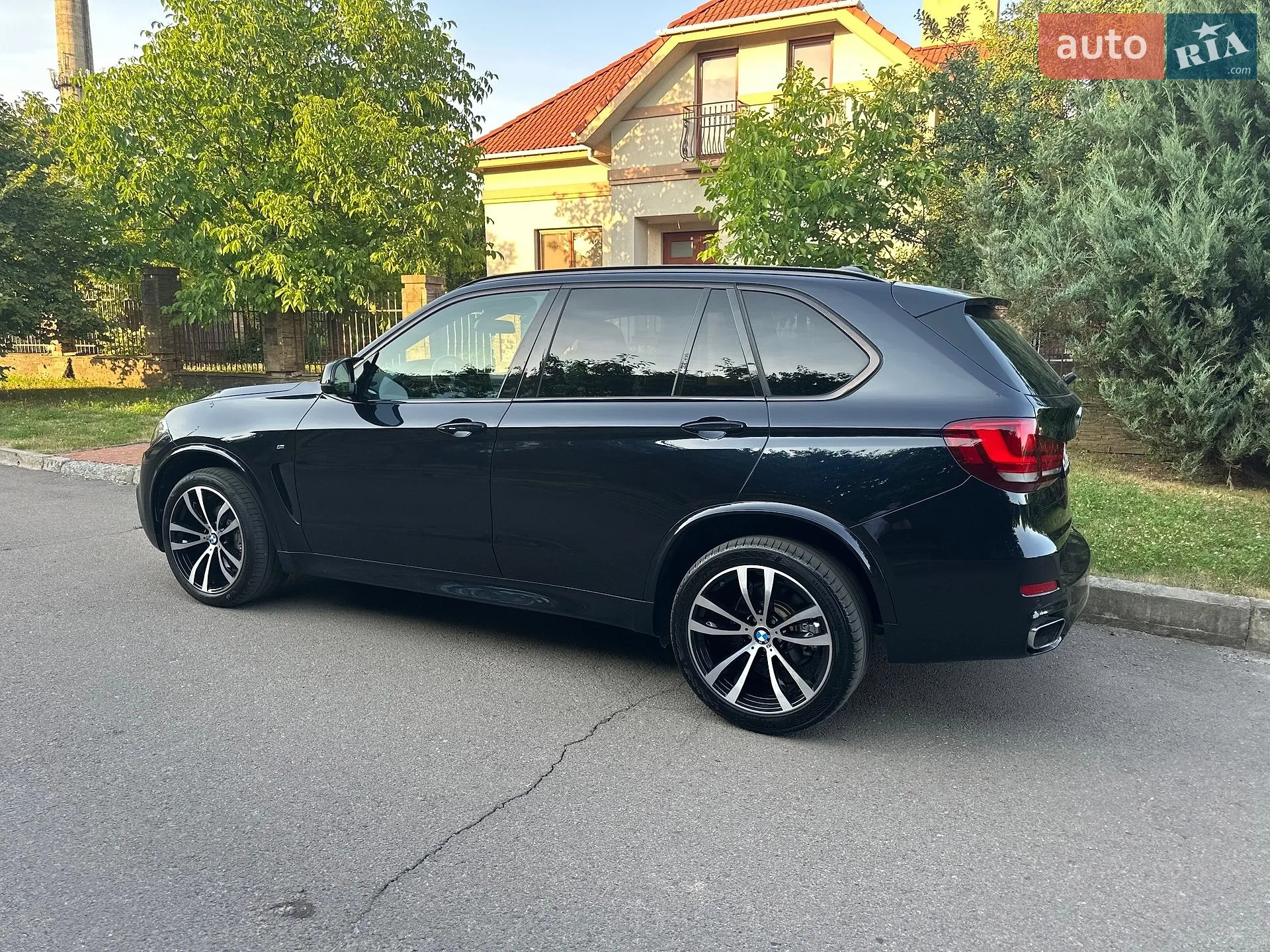 2016 BMW X5 - мініатюра 3