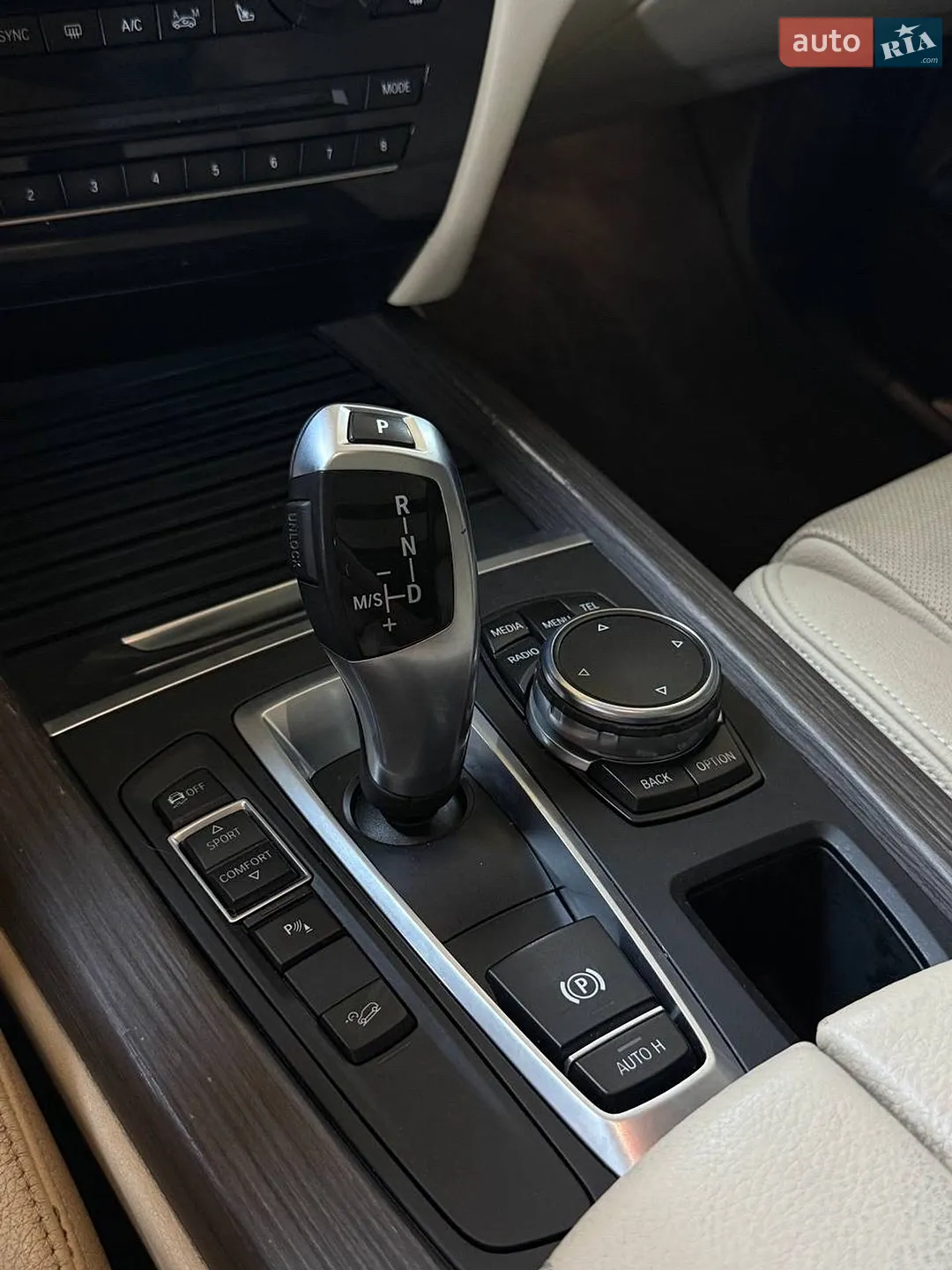 2016 BMW X5 - мініатюра 17