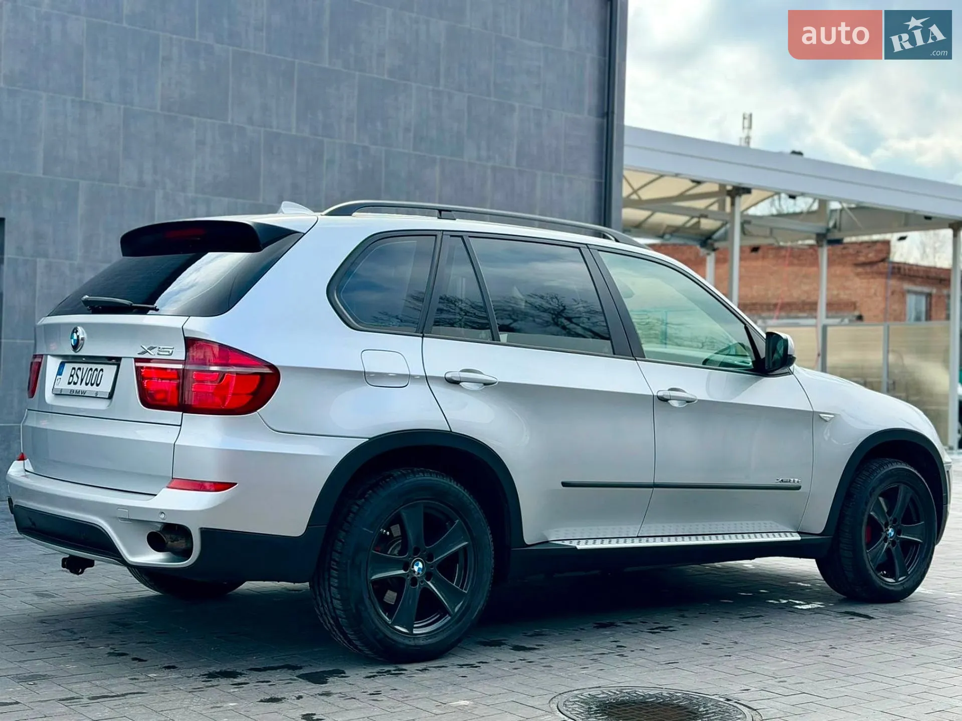 2011 BMW X5 - мініатюра 17