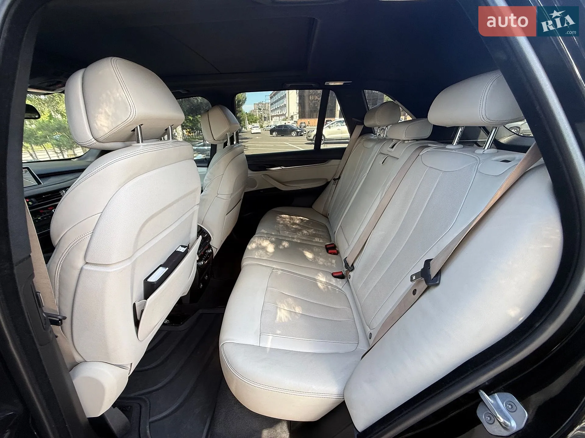 2017 BMW X5 - мініатюра 15