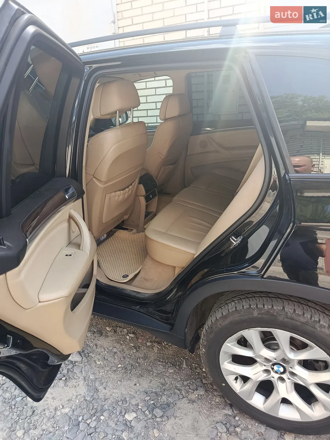 2010 BMW X5 - мініатюра 8
