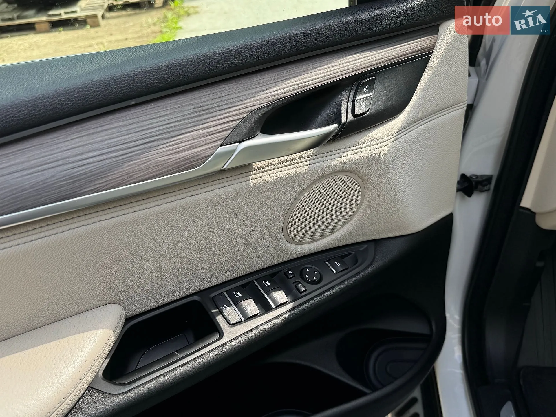2016 BMW X5 - мініатюра 26