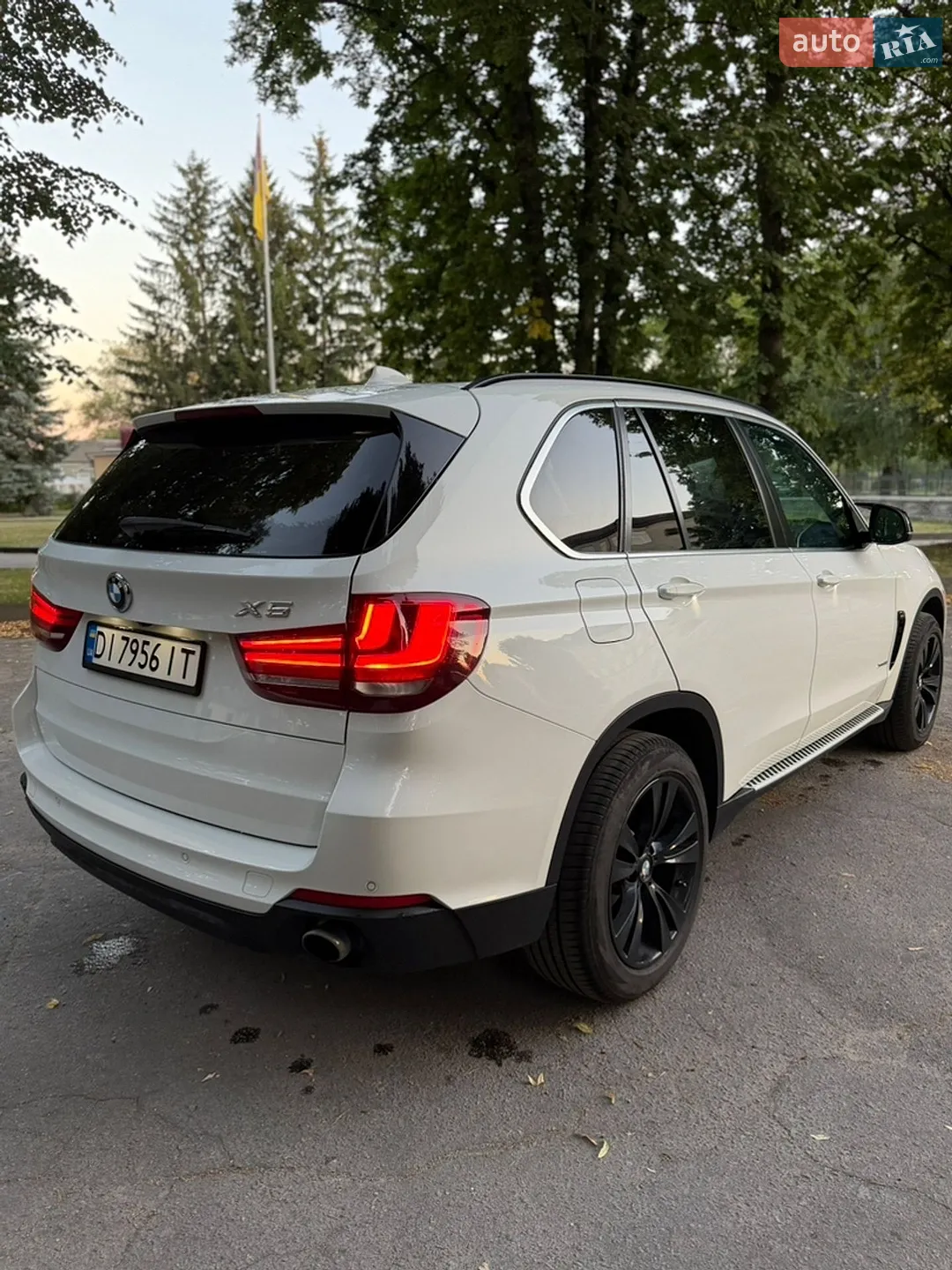 2015 BMW X5 - мініатюра 3