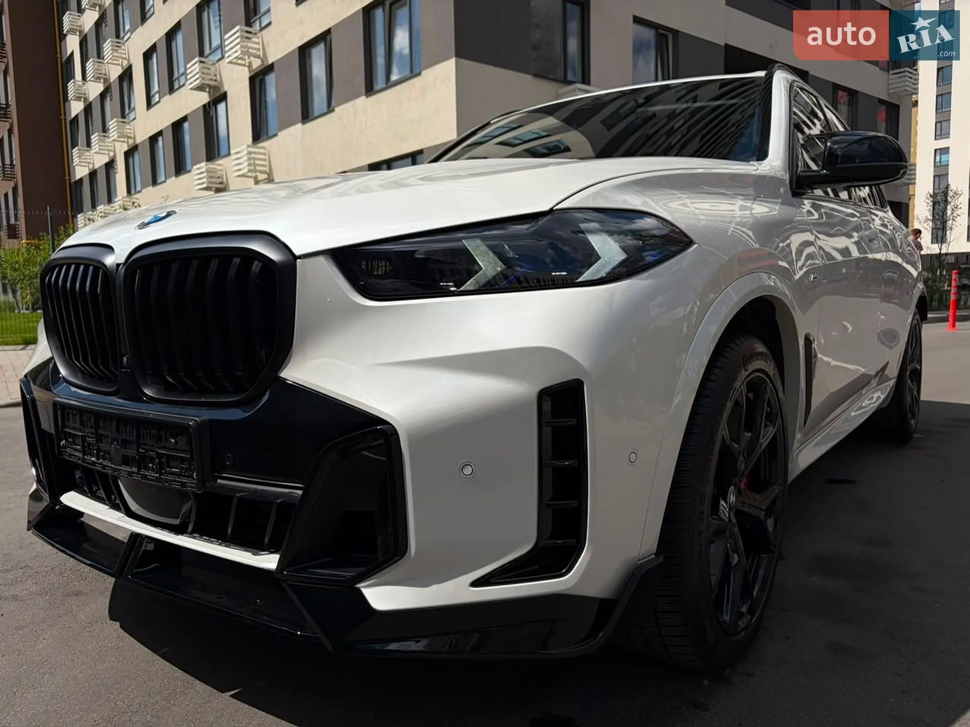 2023 BMW X5 - мініатюра 39