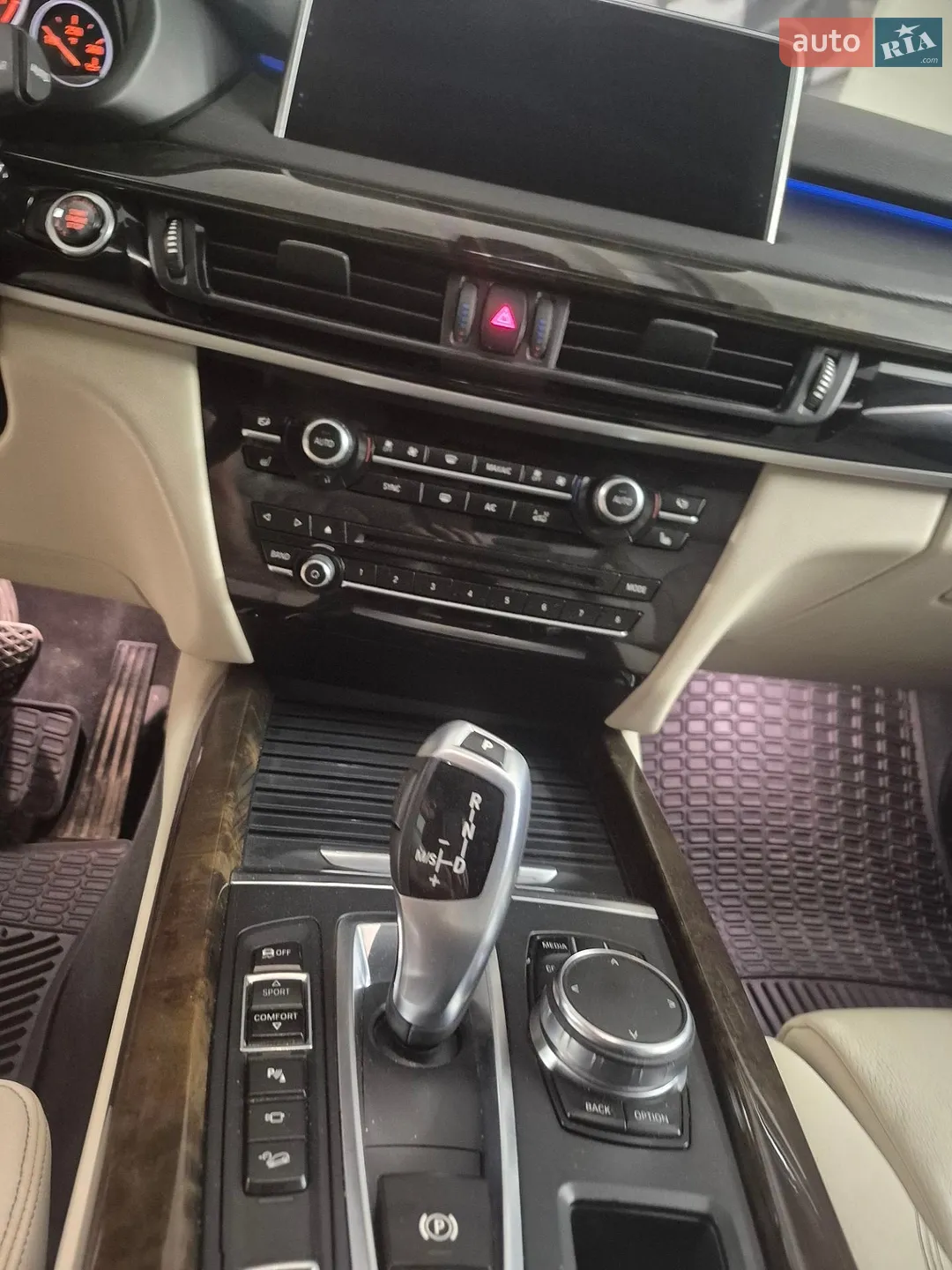 2016 BMW X5 - мініатюра 15