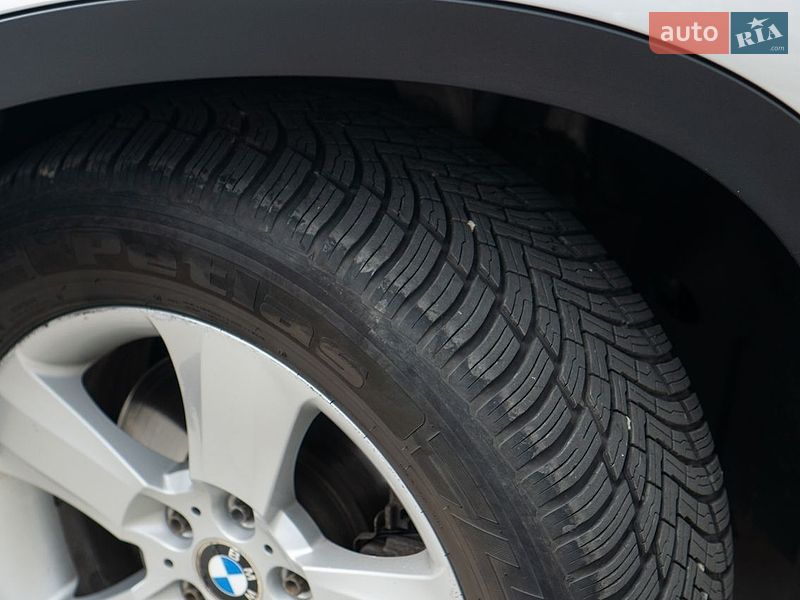 Внедорожник / Кроссовер BMW X5 2009 в Самборе